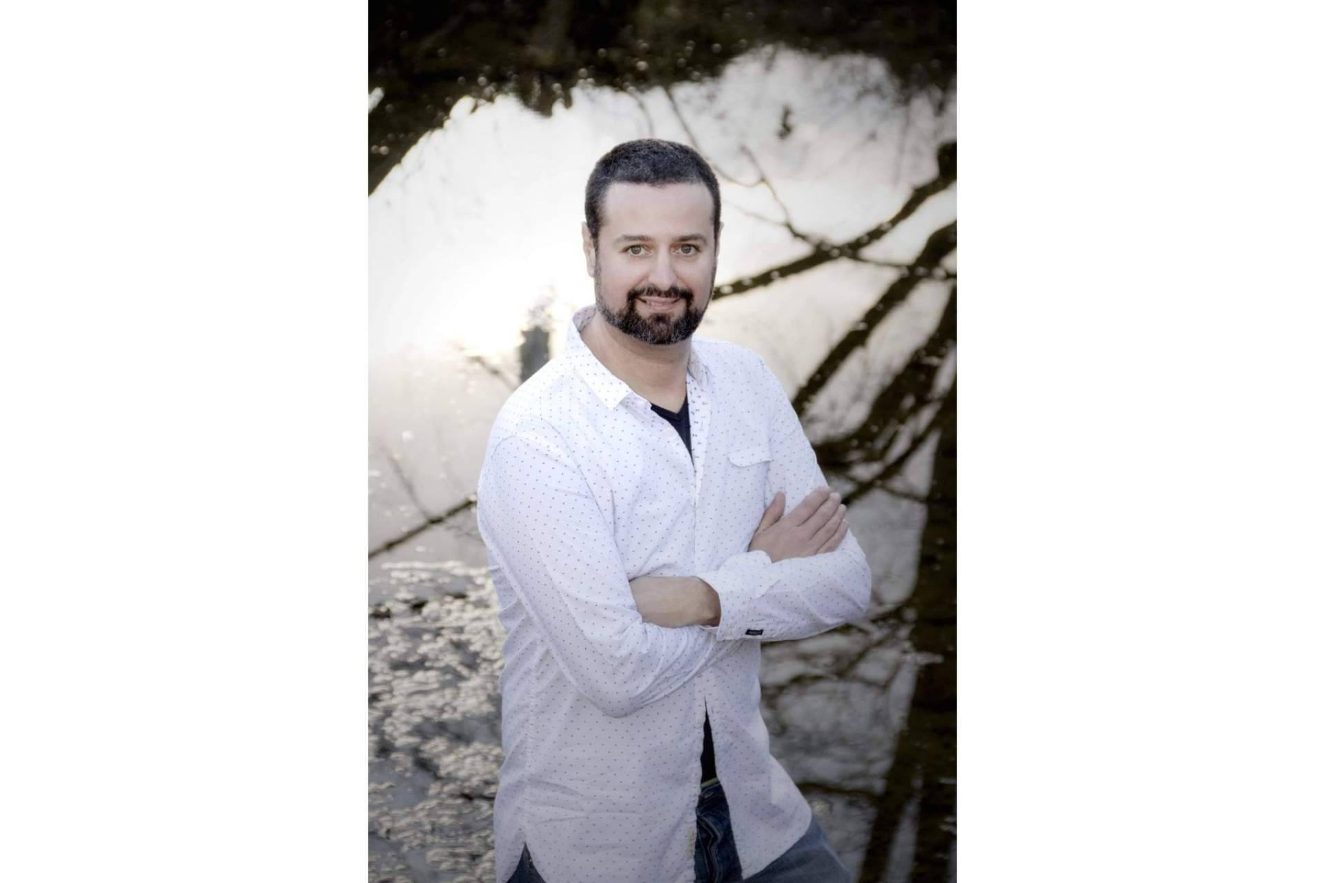 Los libros de superación emocional escritos por el maestro de reiki Javier Robas