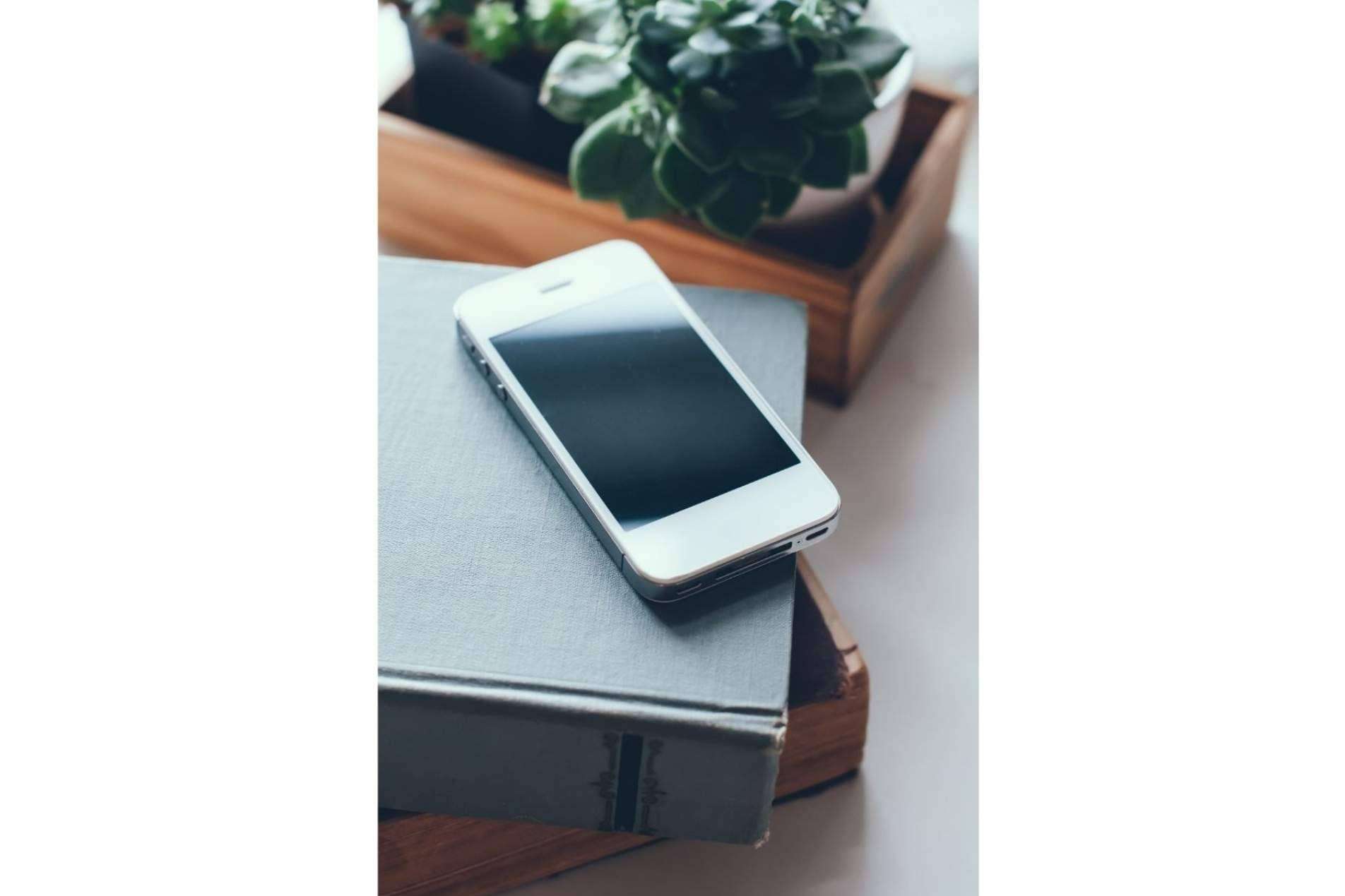 Repuestos Tic, empresa dedicada a reparar iPhone de cualquier modelo y vender repuestos iPhone
