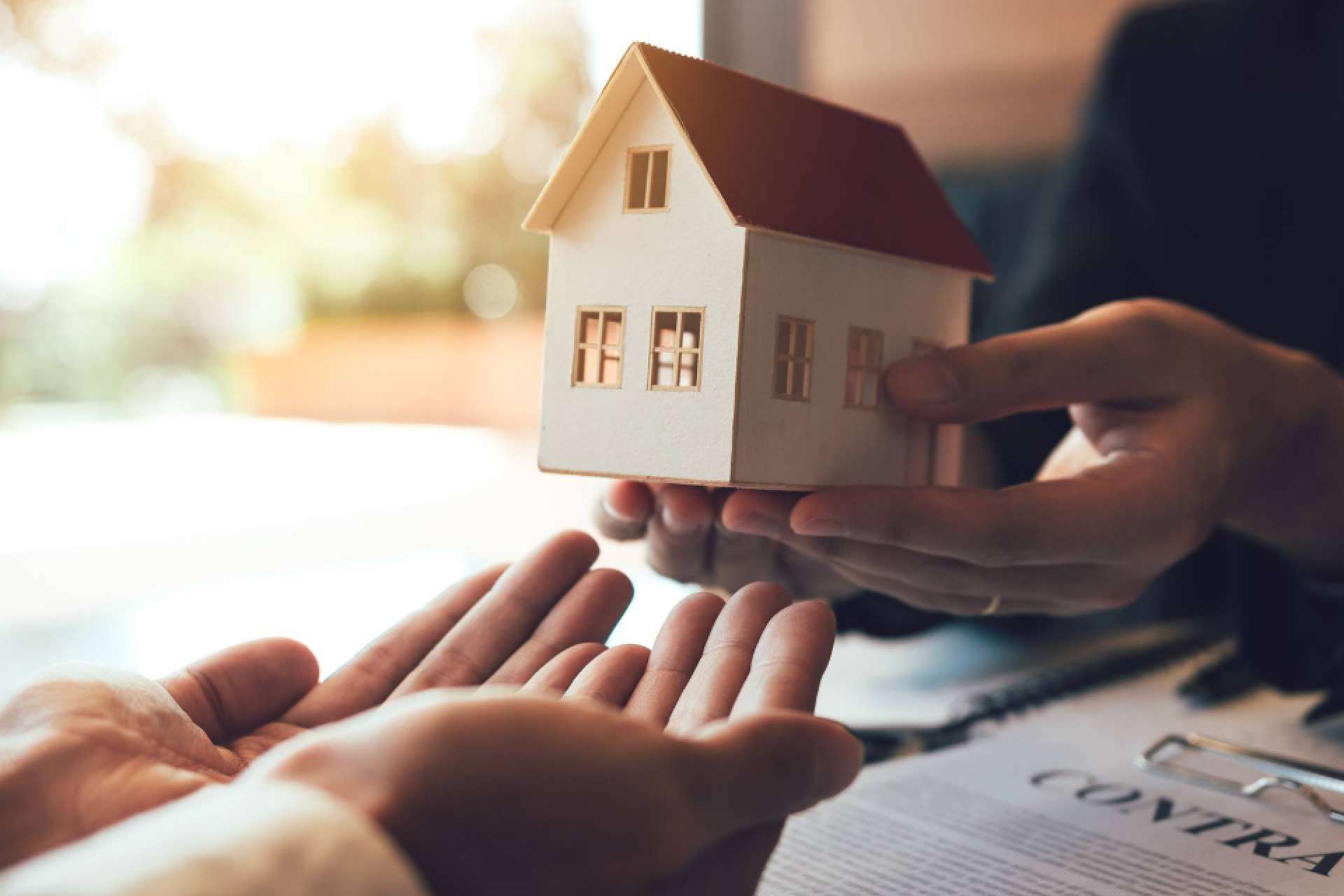 Las ventajas de vender la propiedad con una inmobiliaria: Elba Invest Inmobiliaria