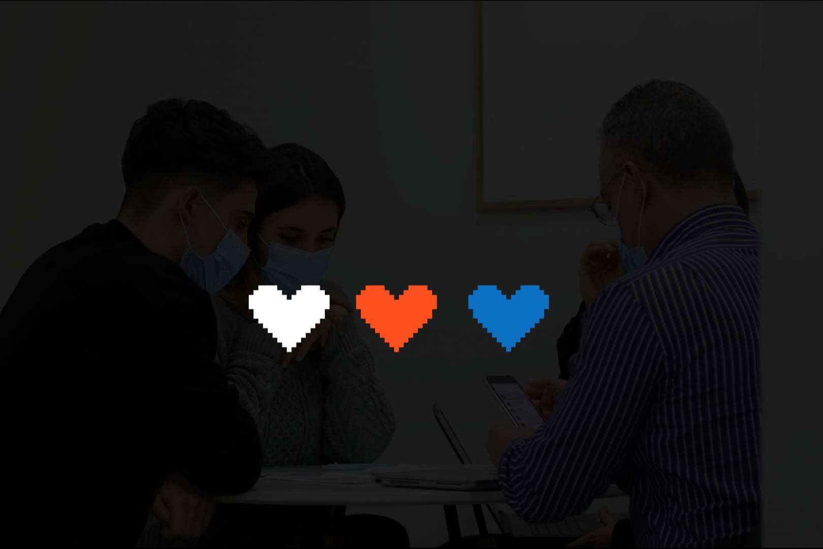 La agencia Publydea celebra su 4º aniversario con un rebranding de su marca