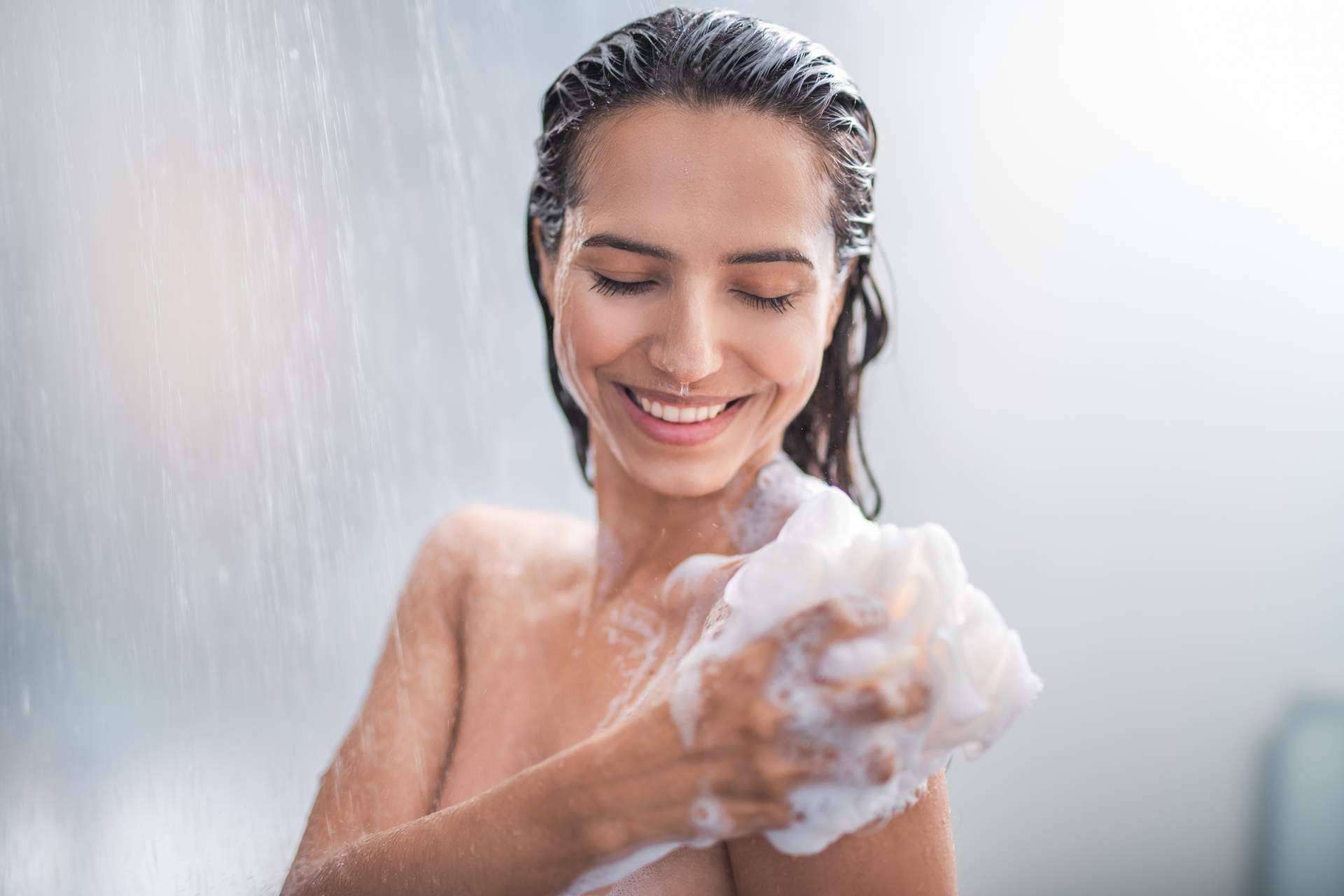 Cuánto dinero cuesta cambiar una bañera por una ducha, por Presupuestos Gratis Online