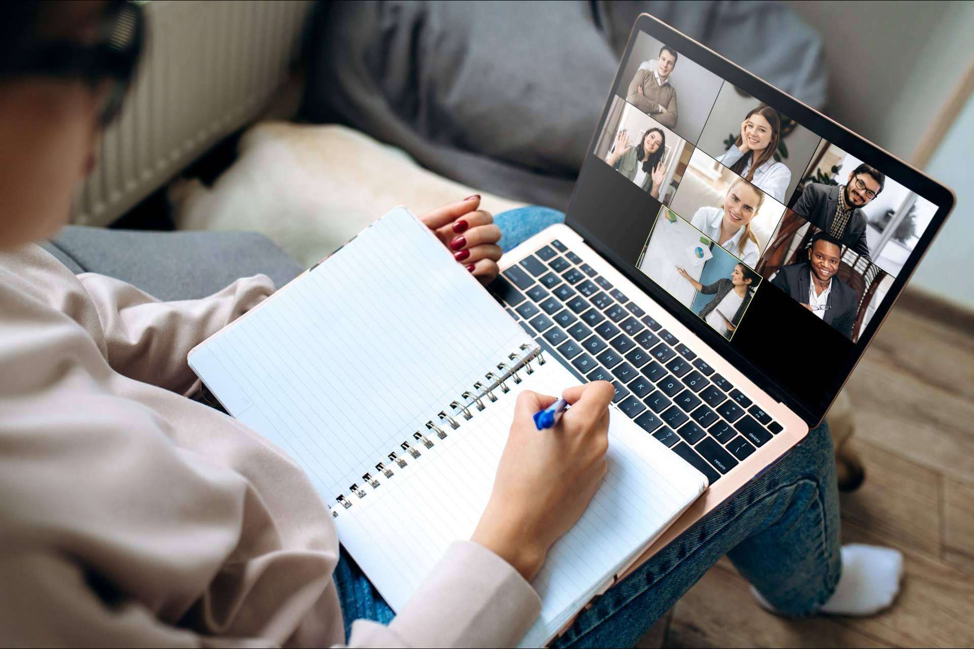 ¿Cómo y por qué hacer un propio curso online?, por Stallions Teachers