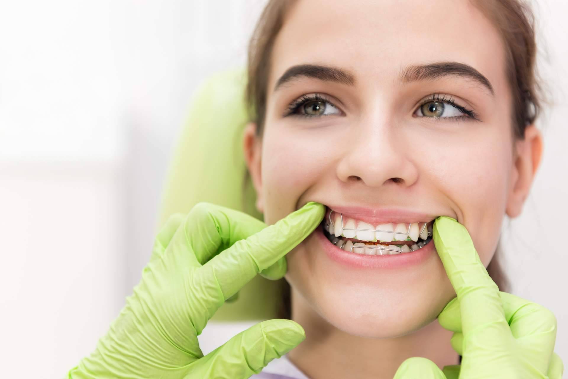 En Badajoz, los expertos de Clínica Sonrisas de Corrales Dental ofrecen una ortodoncia de máxima calidad