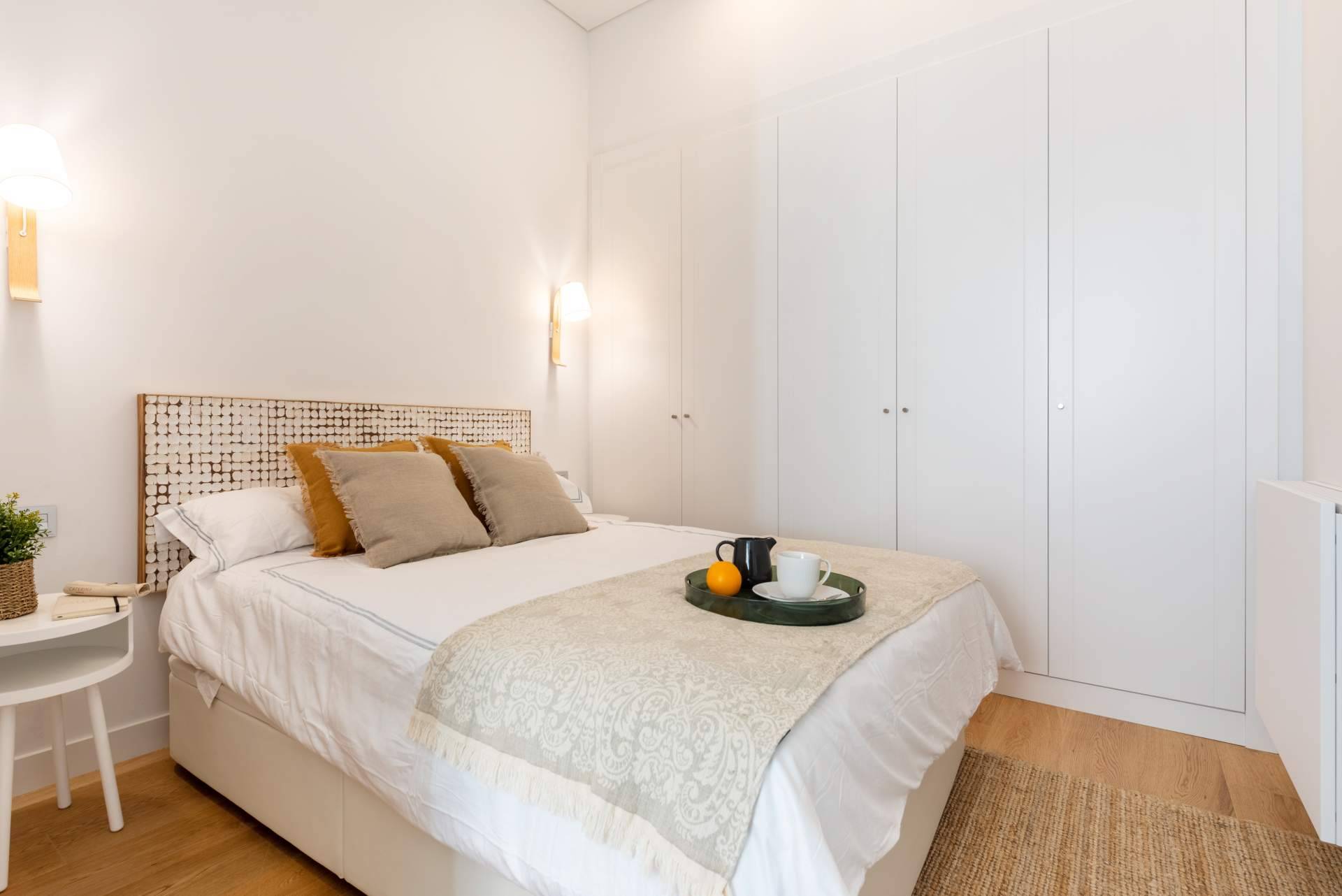 ¿Por qué alojarse en un apartamento y no en un hotel?, por Caterina Property Management
