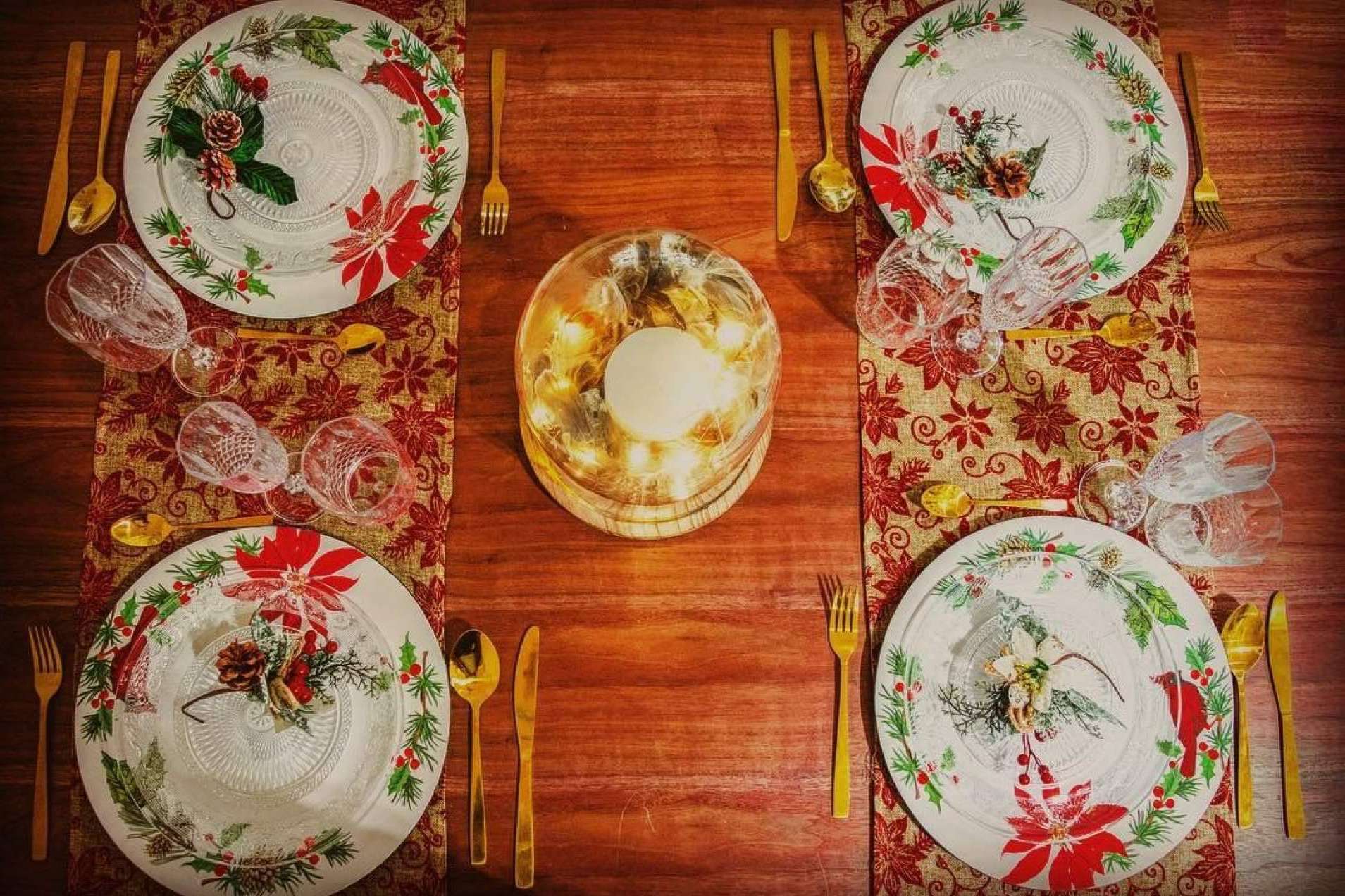 Decorar la mesa en Navidad con las ideas de Rosso Decora