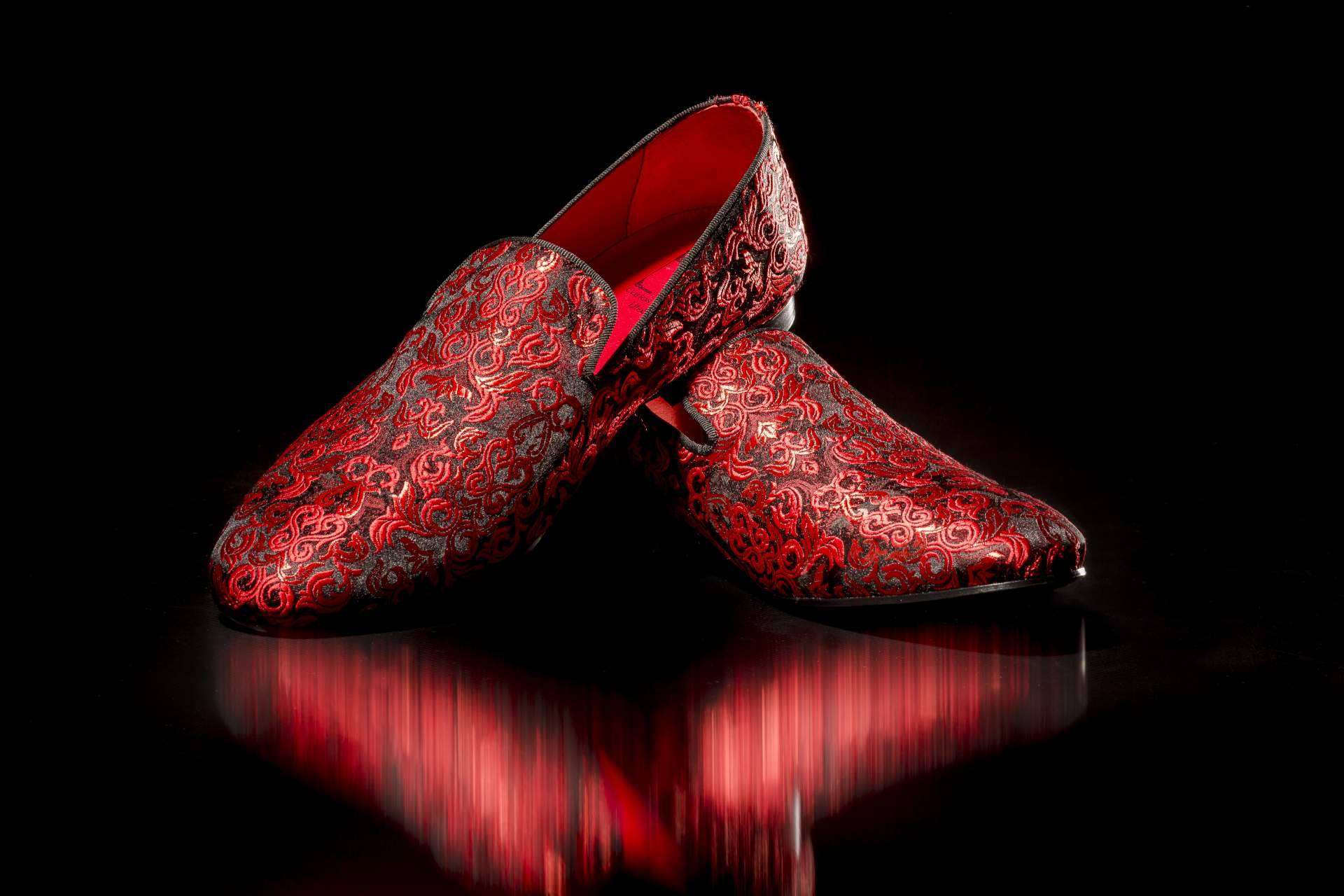 La colección de Carlos Espinosa de slippers de diseño