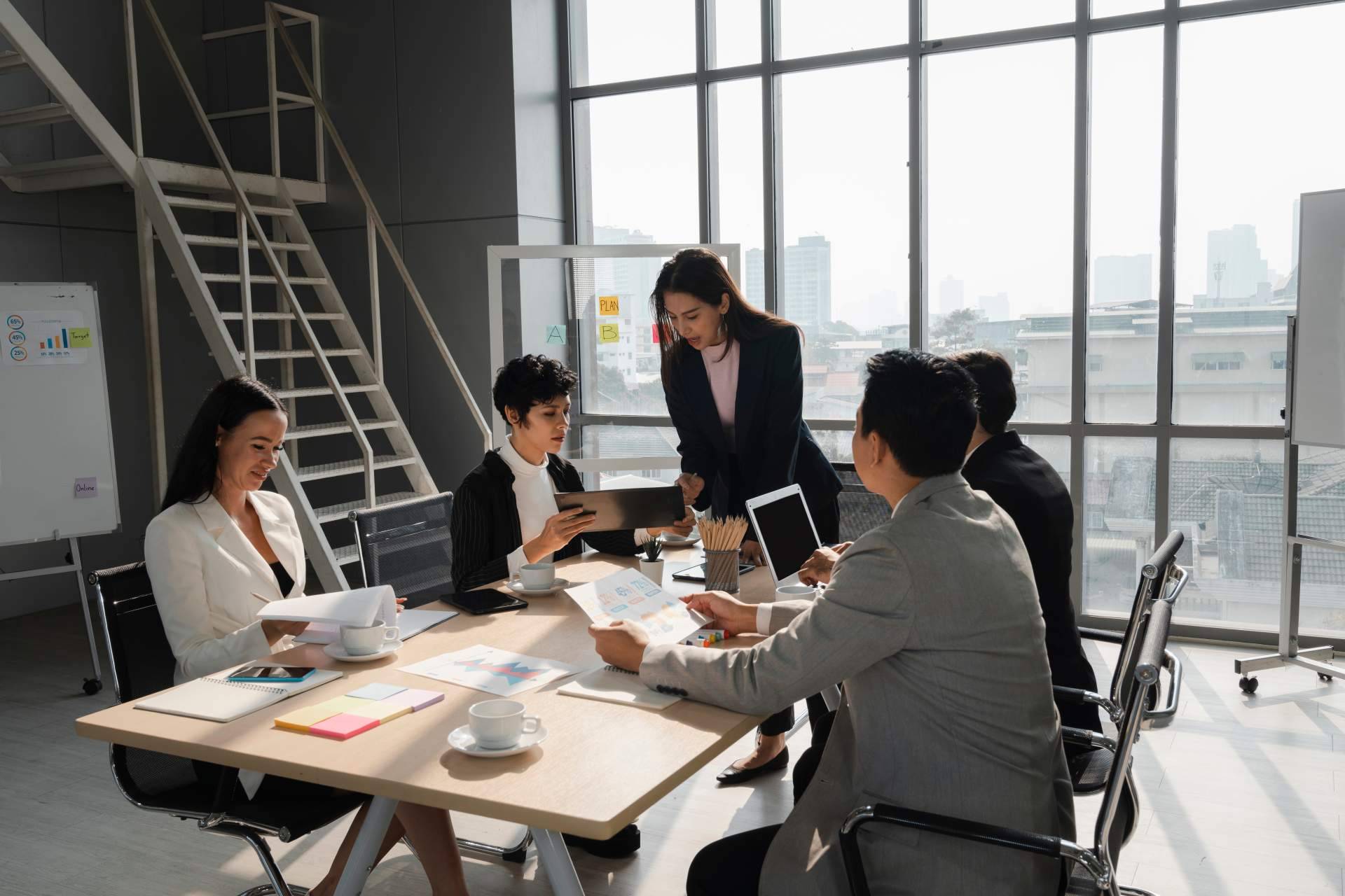 Las ventajas de contar con una consultoría estratégica aplicada al centro del negocio, su expansión internacional y la transformación digital de la empresa, por Excom Global