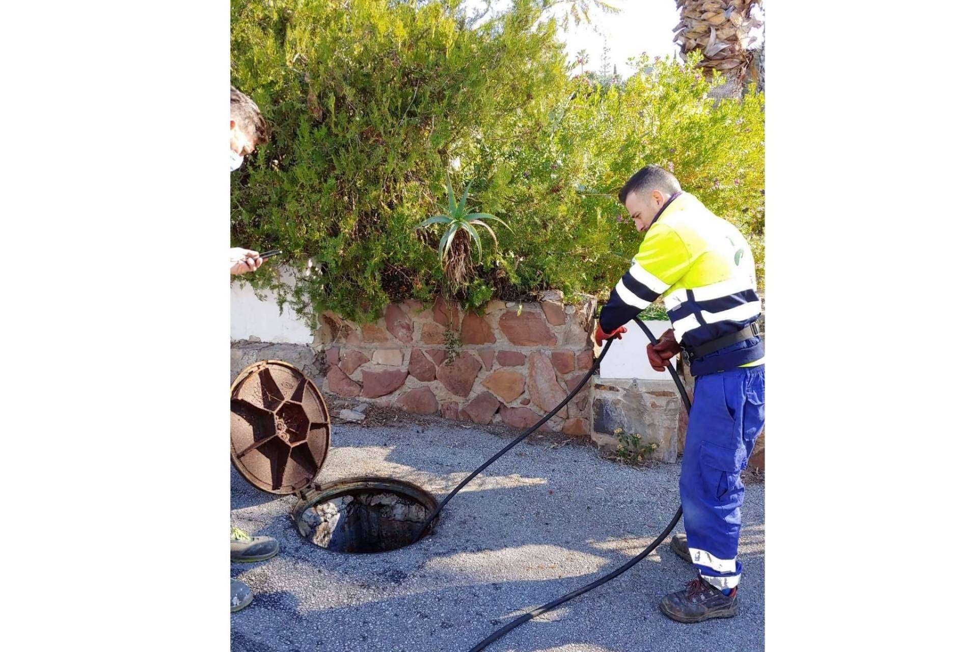 Los servicios de Rey Tuberías, desatoro tubería, inspección de saneamiento o rehabilitación sin obras