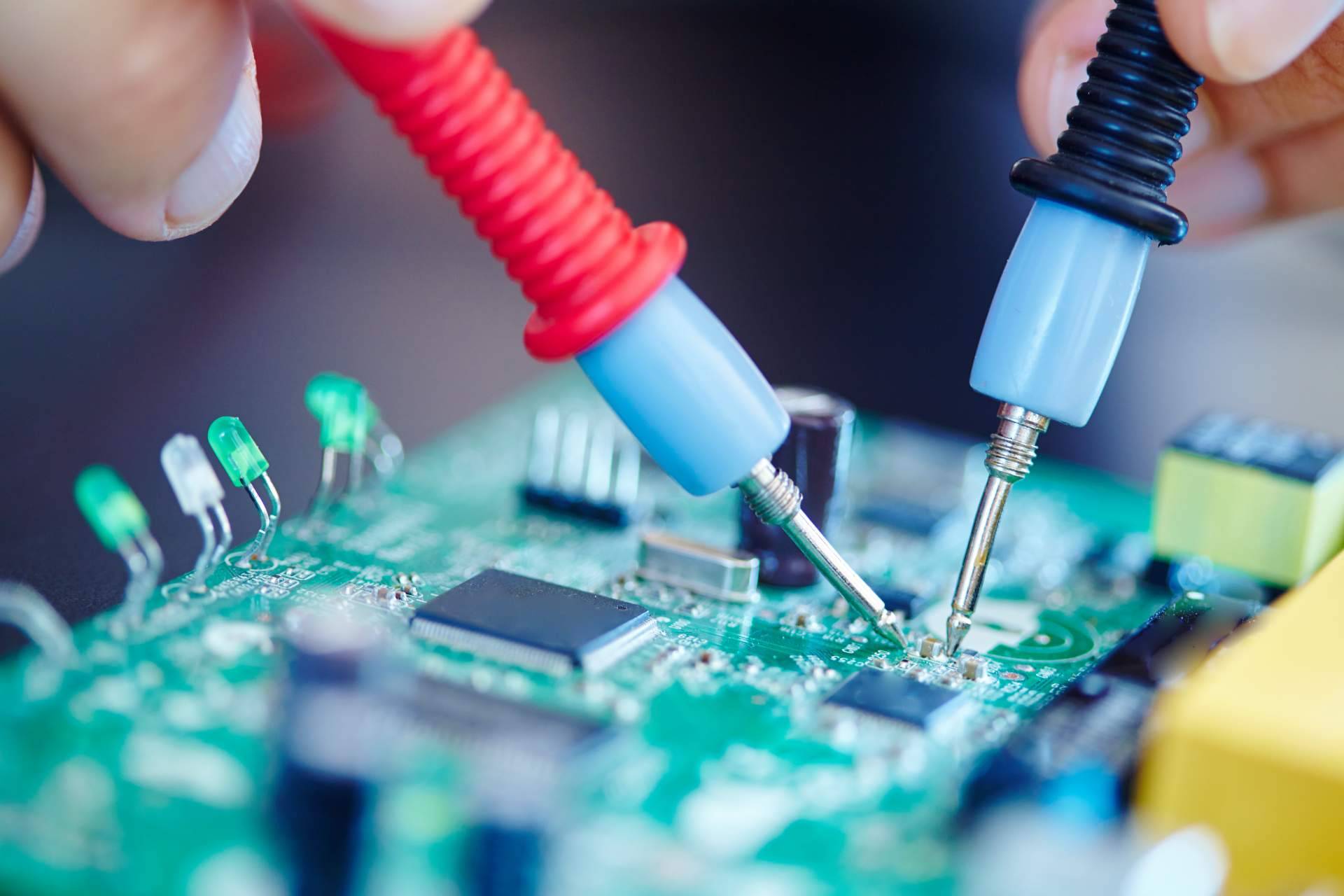 Reparar televisión Valencia a domicilio con los servicios de Servitec
