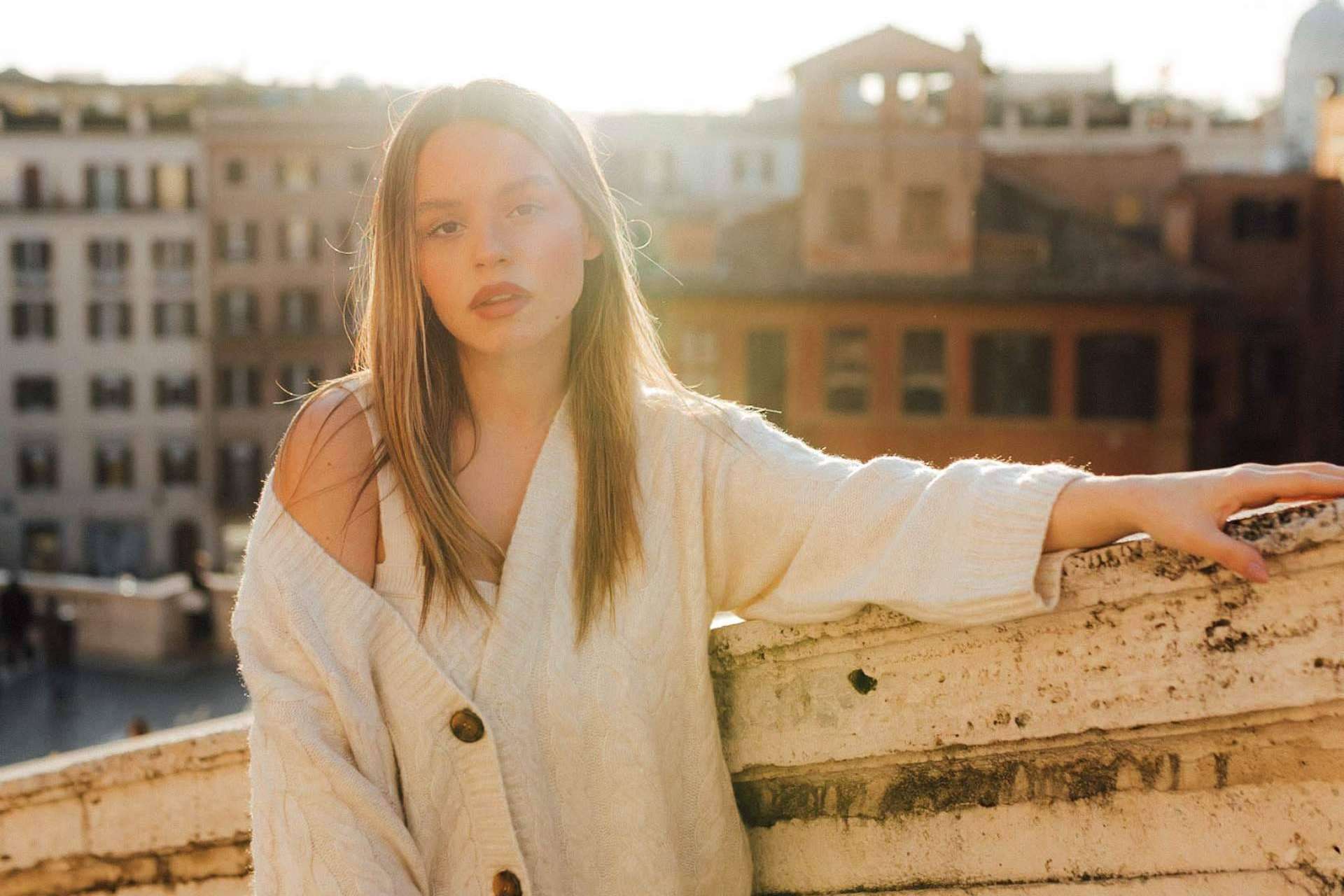 La madre e influencer Jes Albarrán ofrece contenido desde su propia experiencia