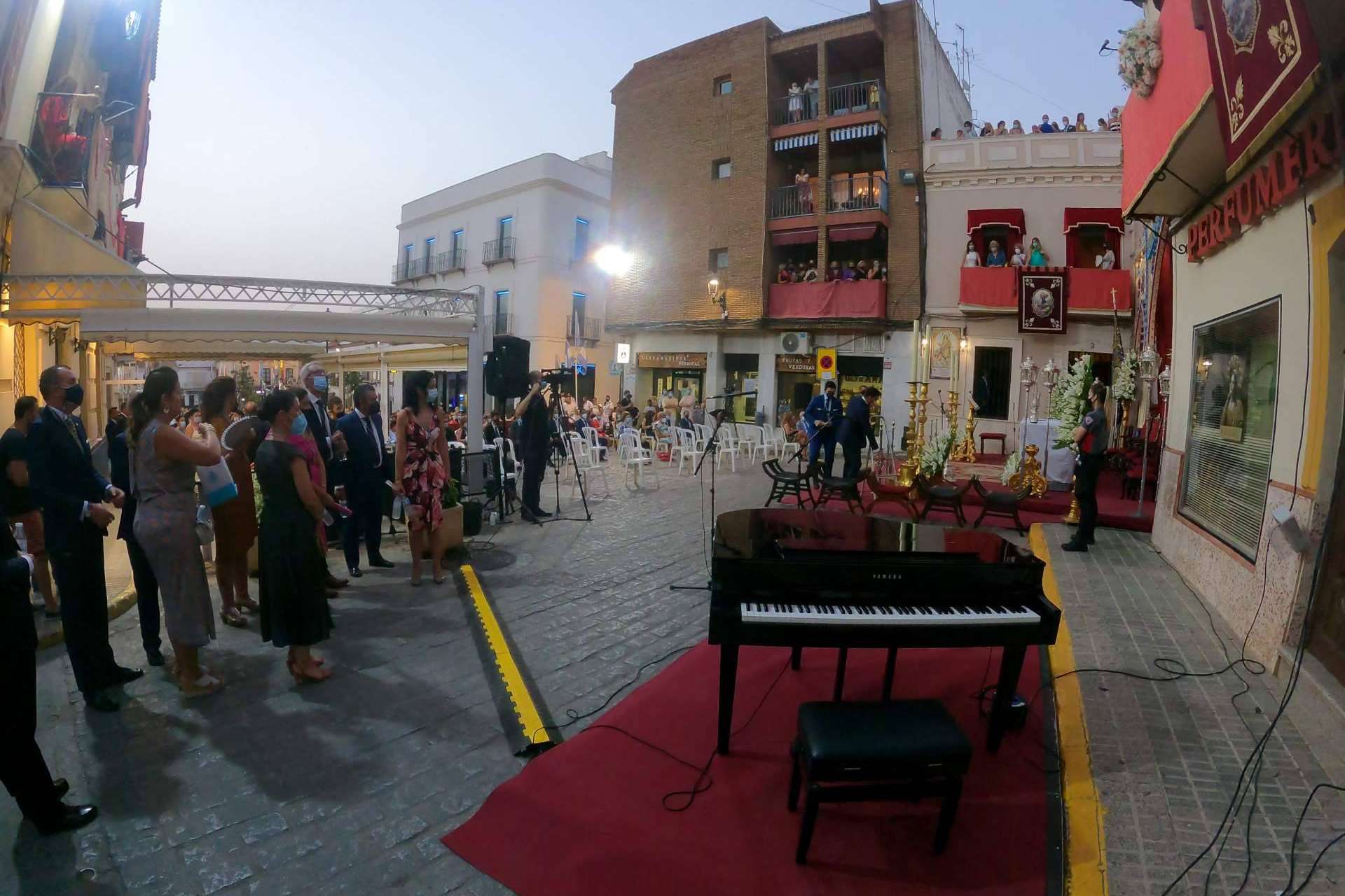 La música de piano en las bodas, una tendencia que aviva emociones