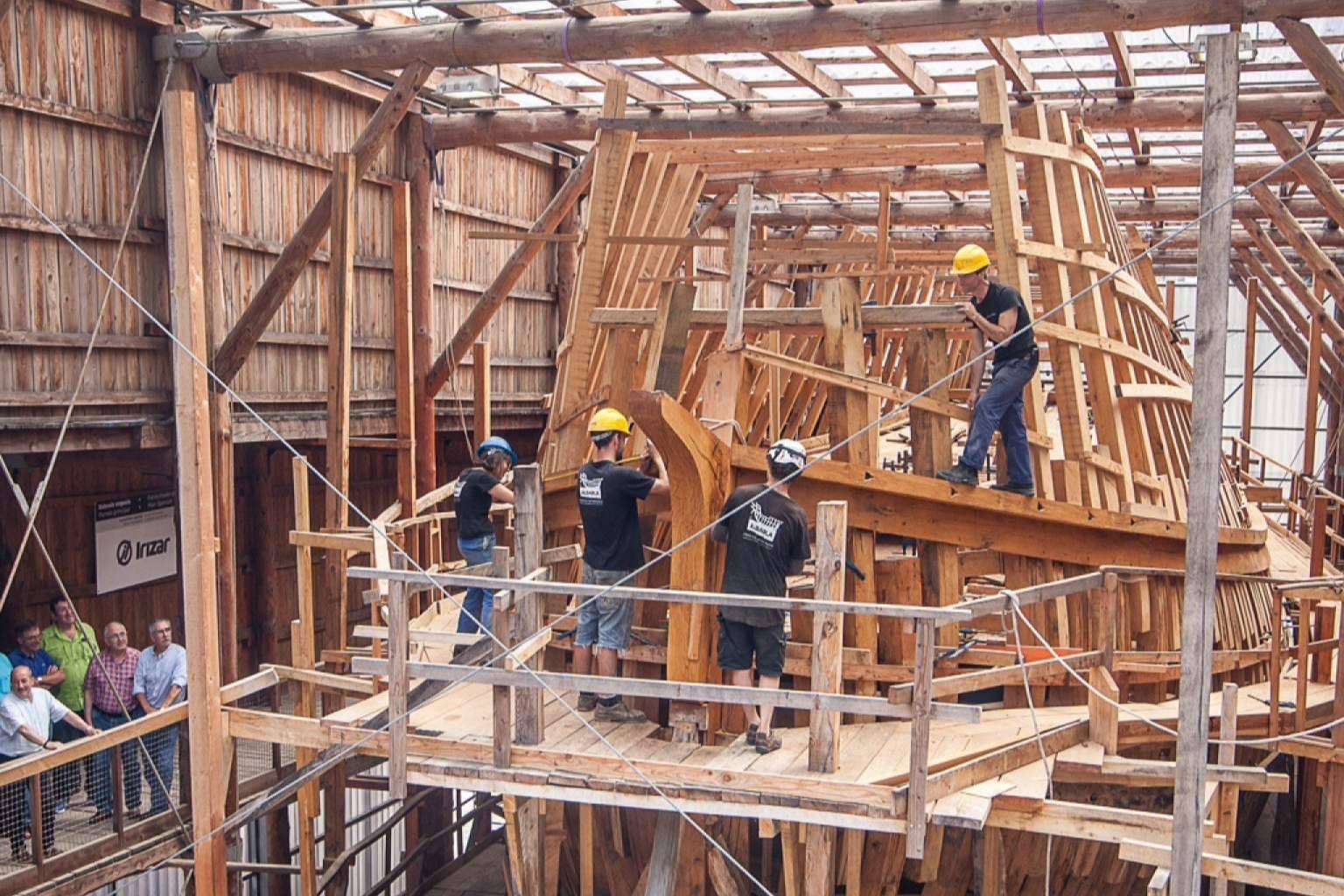 Salidas especiales a la factoría Albaola de la mano de la empresa Ciudad San Sebastián