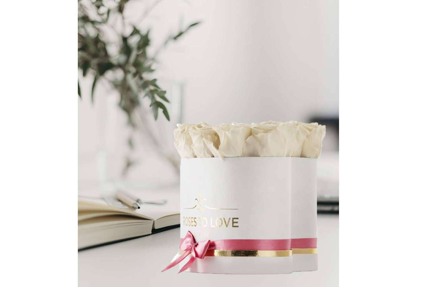 Nuevo modelo de decoración floral con rosas preservadas, por ROSES TO LOVE