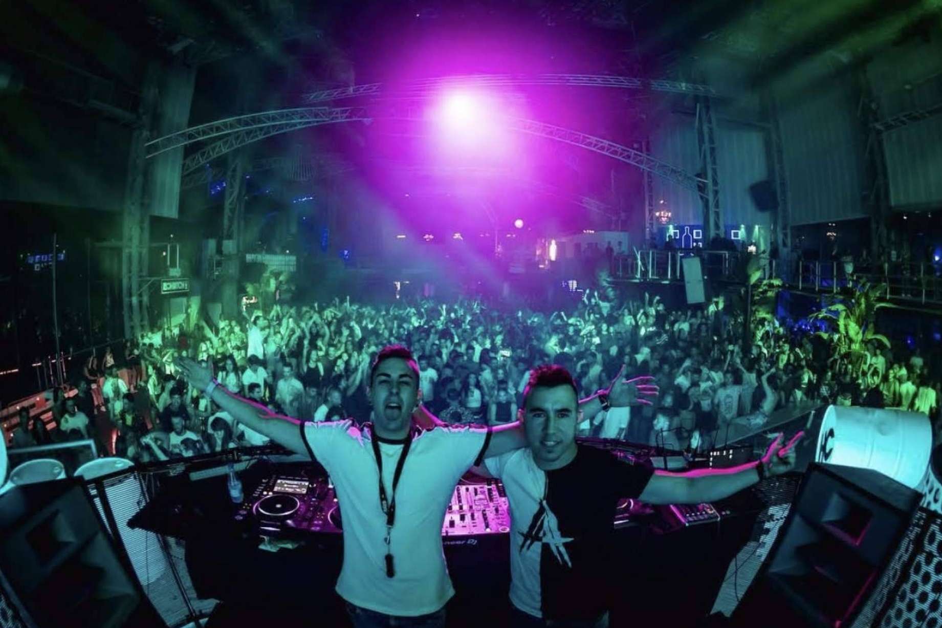 Óscar Herrera, uno de los DJs españoles más conocidos y escuchados a nivel nacional