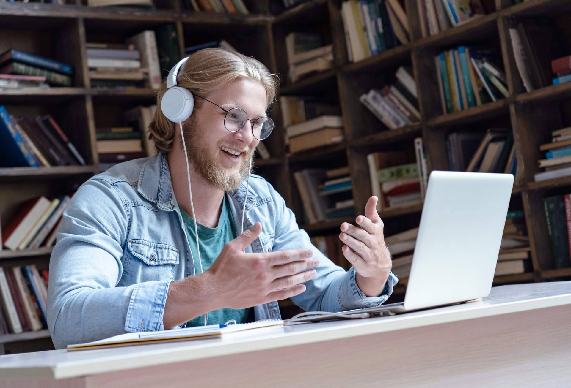 Learn Hot English ayuda a las empresas a adaptarse en el mercado actualizado actual
