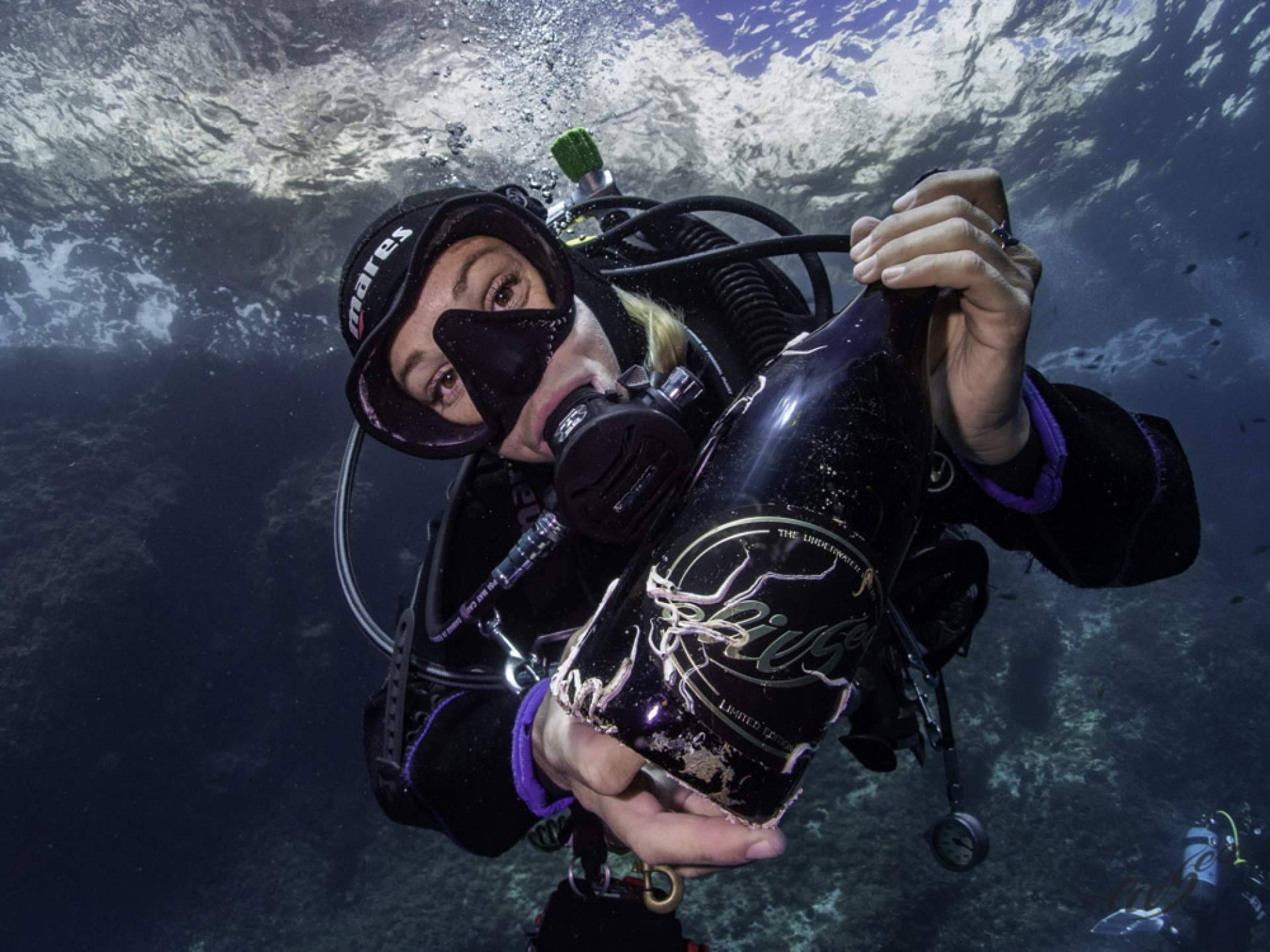 ElixSea y su innovador proyecto sobre el encanto único del vino submarino