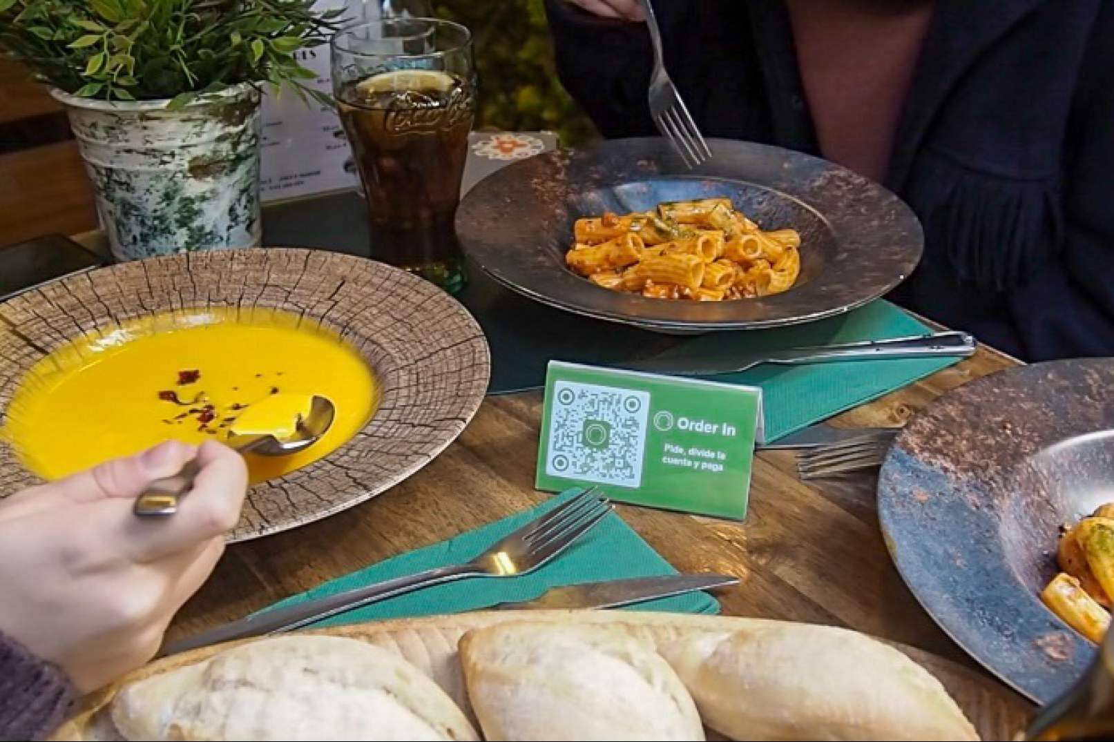 Acerca del sistema de pedido online para restaurantes que se integra con los TPVs