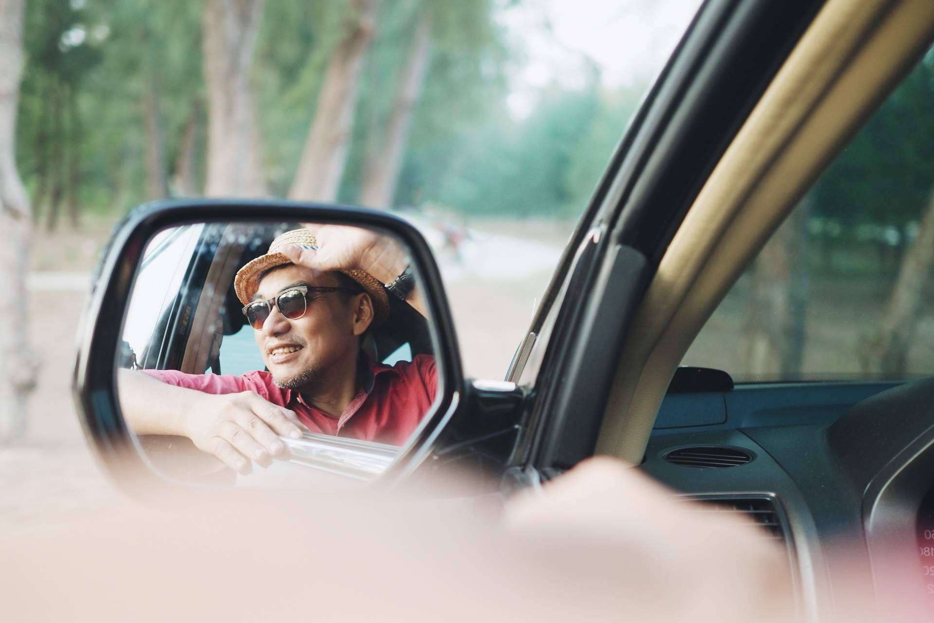 Alquilar un coche de lujo, la opción que ofrece Rent Car Deluxe para hacer un regalo único