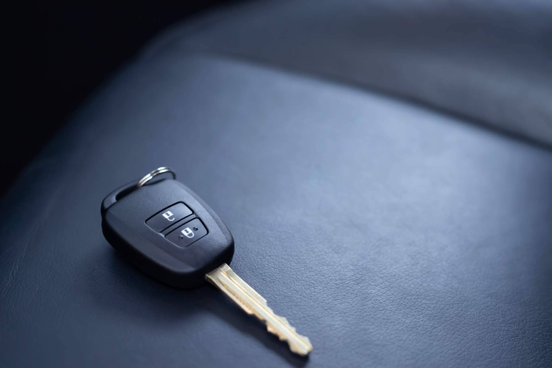 Servicio de sustitución de carcasas de llaves y mandos de coche, de la mano de EGINER