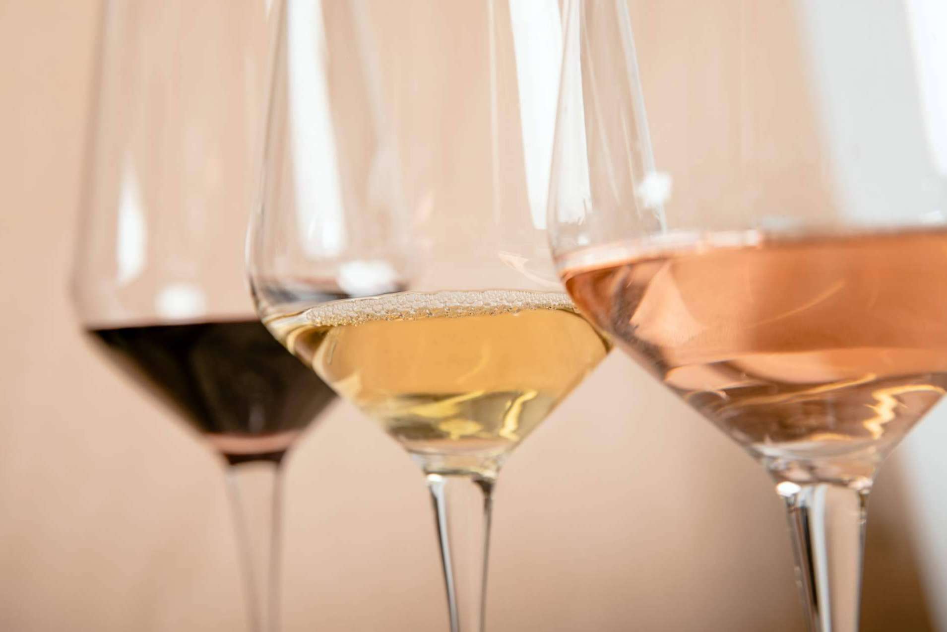 Vinoenbox ofrece variedades del vino tinto en Bag in Box