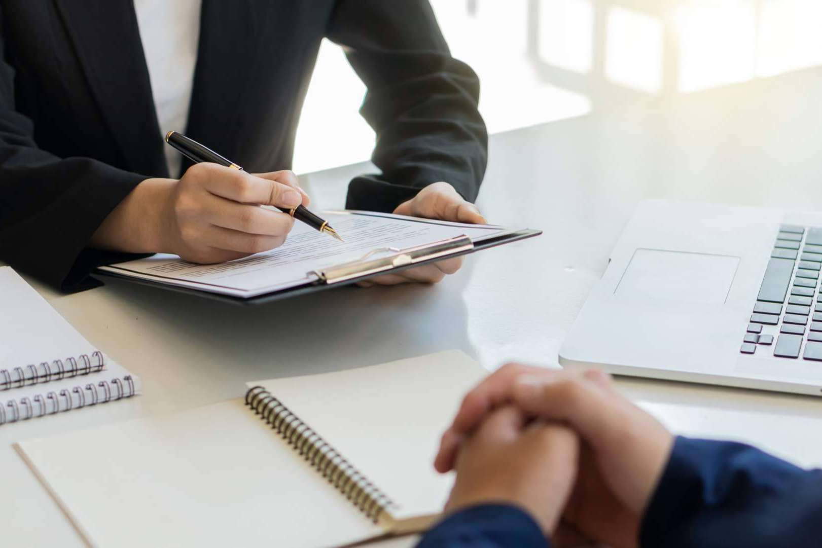 ILIA Consulting explica las diferencias entre una sociedad limitada, una filial y una sucursal