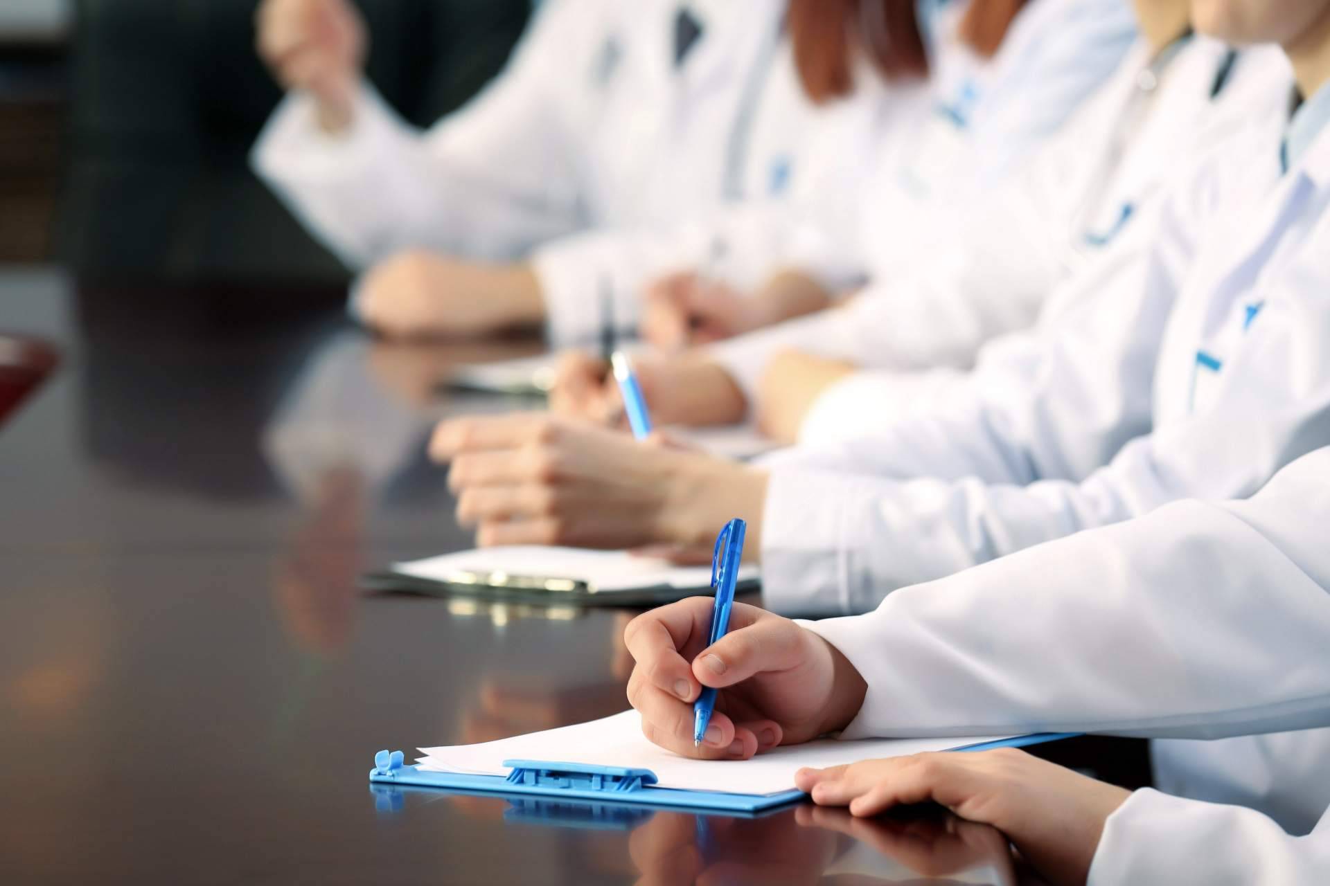 AFOE Formación ofrece cursos homologados para profesionales sanitarios