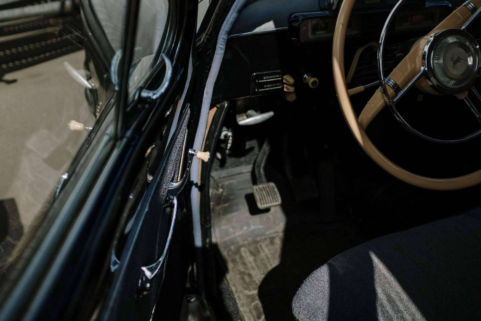Segur Classic permite asegurar un vehículo clásico a todo riesgo y con el valor pactado del coche