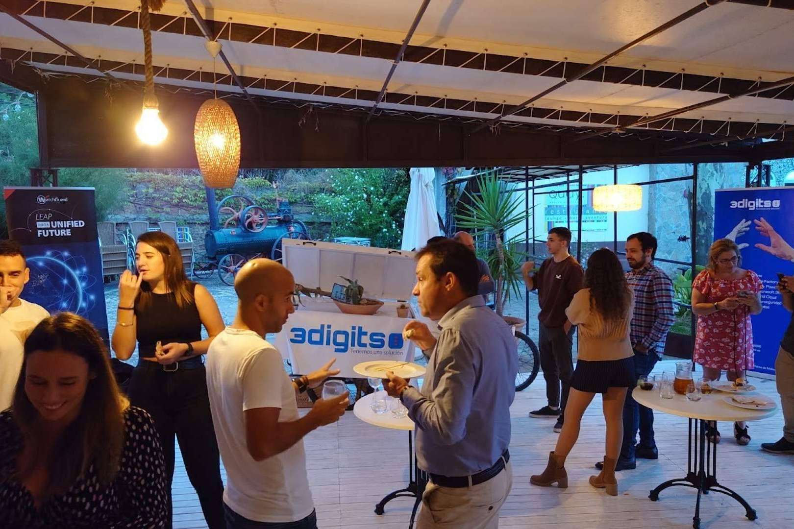 3digits celebra un evento de Team Building para conmemorar las recientes certificaciones de Atlassian Gold Solution Partner y WatchGuard Gold Partner
