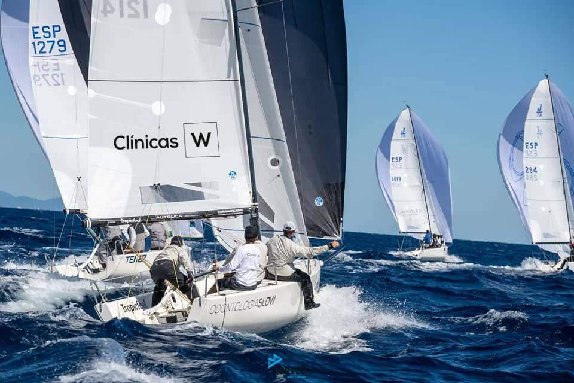 El nuevo equipo de regatas 'Clínicas W Sailing Team' se estrenará en el mundial de J70
