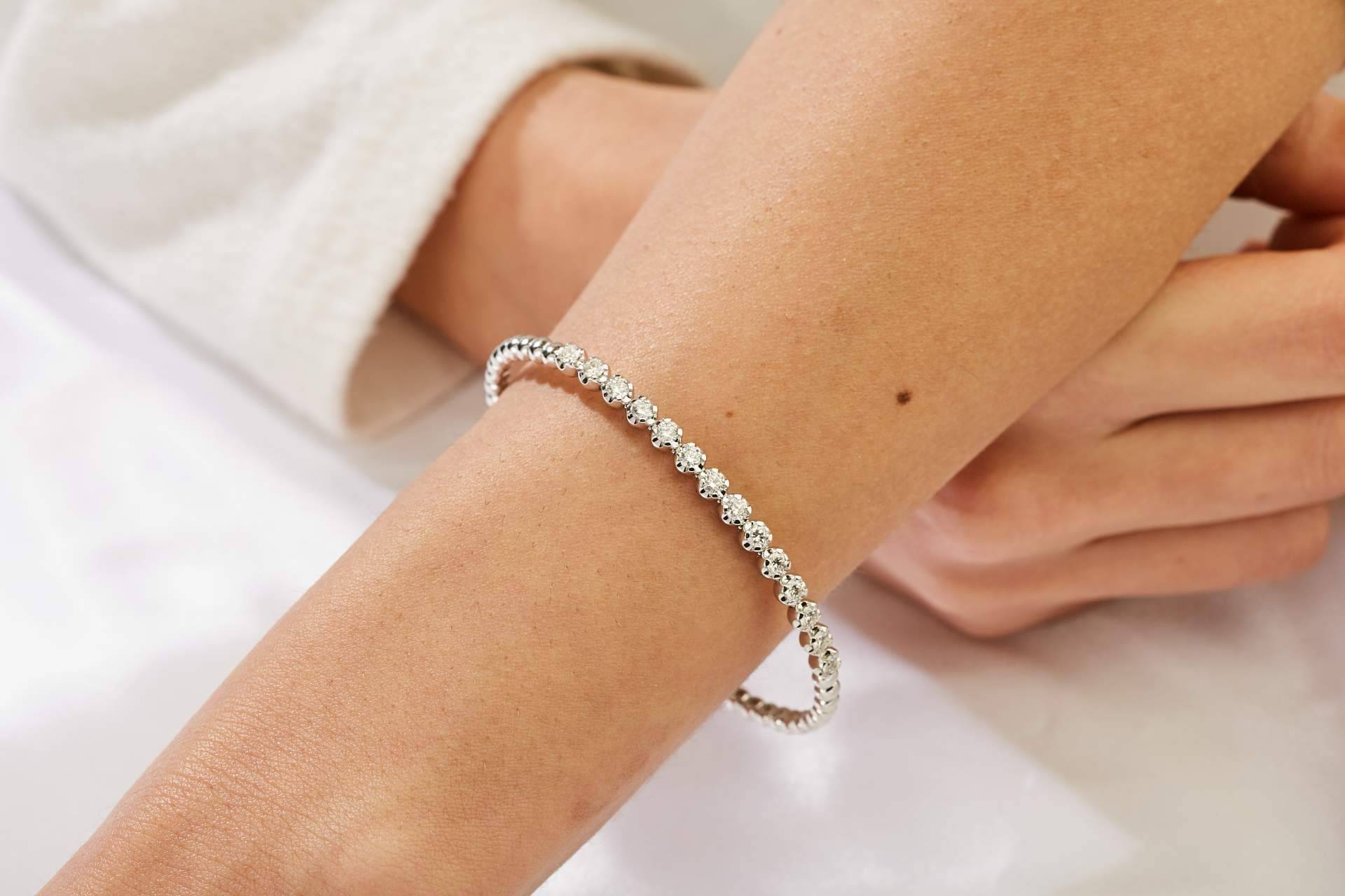 El Rubí Joyeros dispone de pulseras de plata