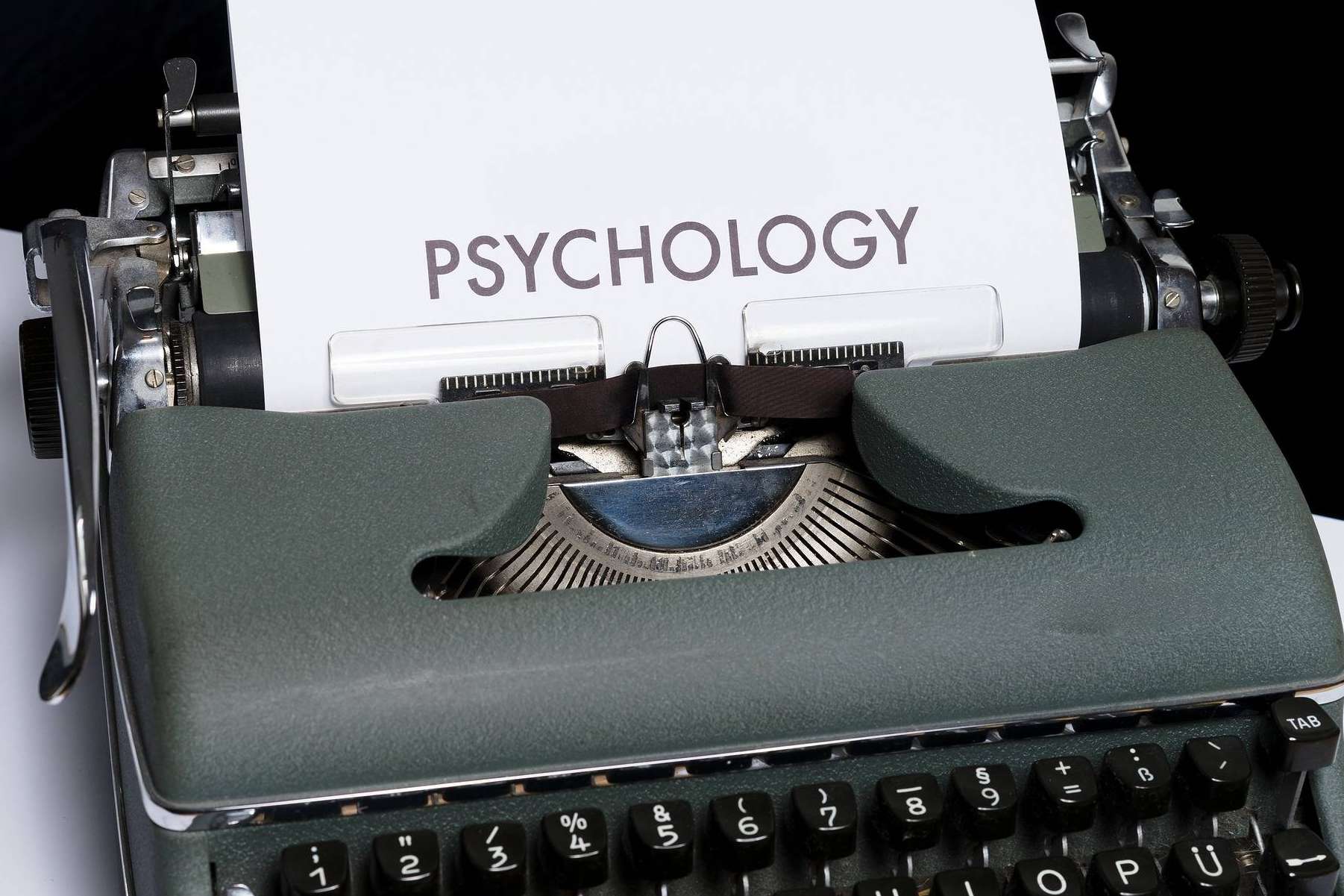 Las críticas de Zeloni Magelli a los formadores y profesionales de la salud mental