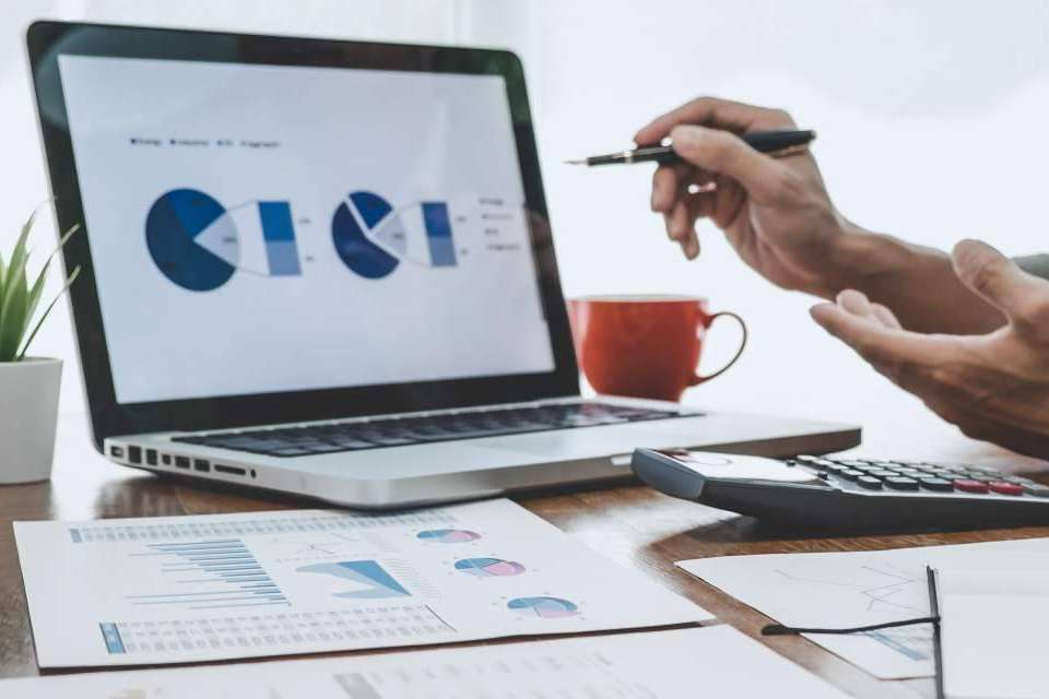 Decisiones recientes acerca de la subida de los tipos de interés del Banco Central y el impacto en el cambio de divisas