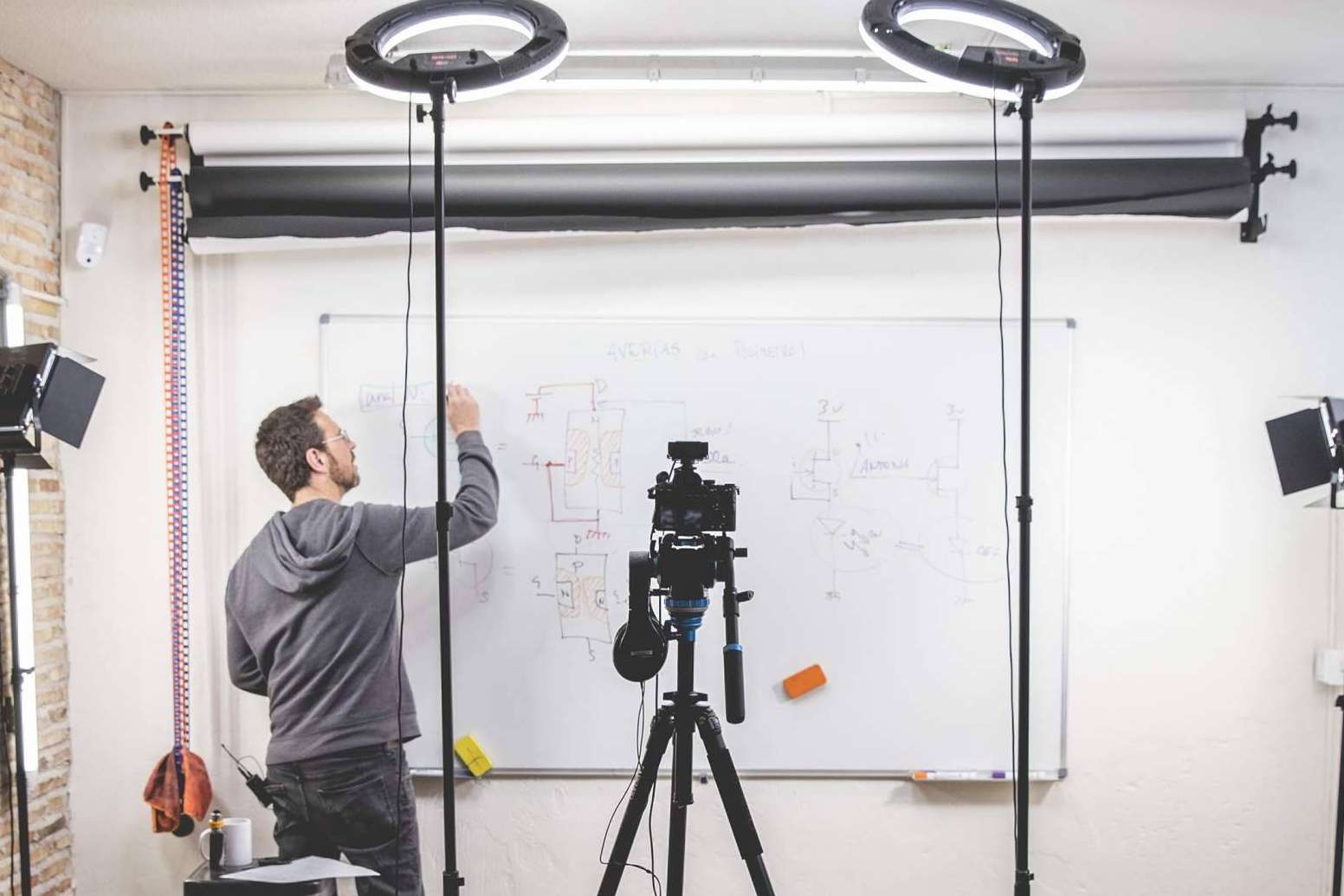 Poca Electronics, la formación online en materia de electrónica de Poca Poca