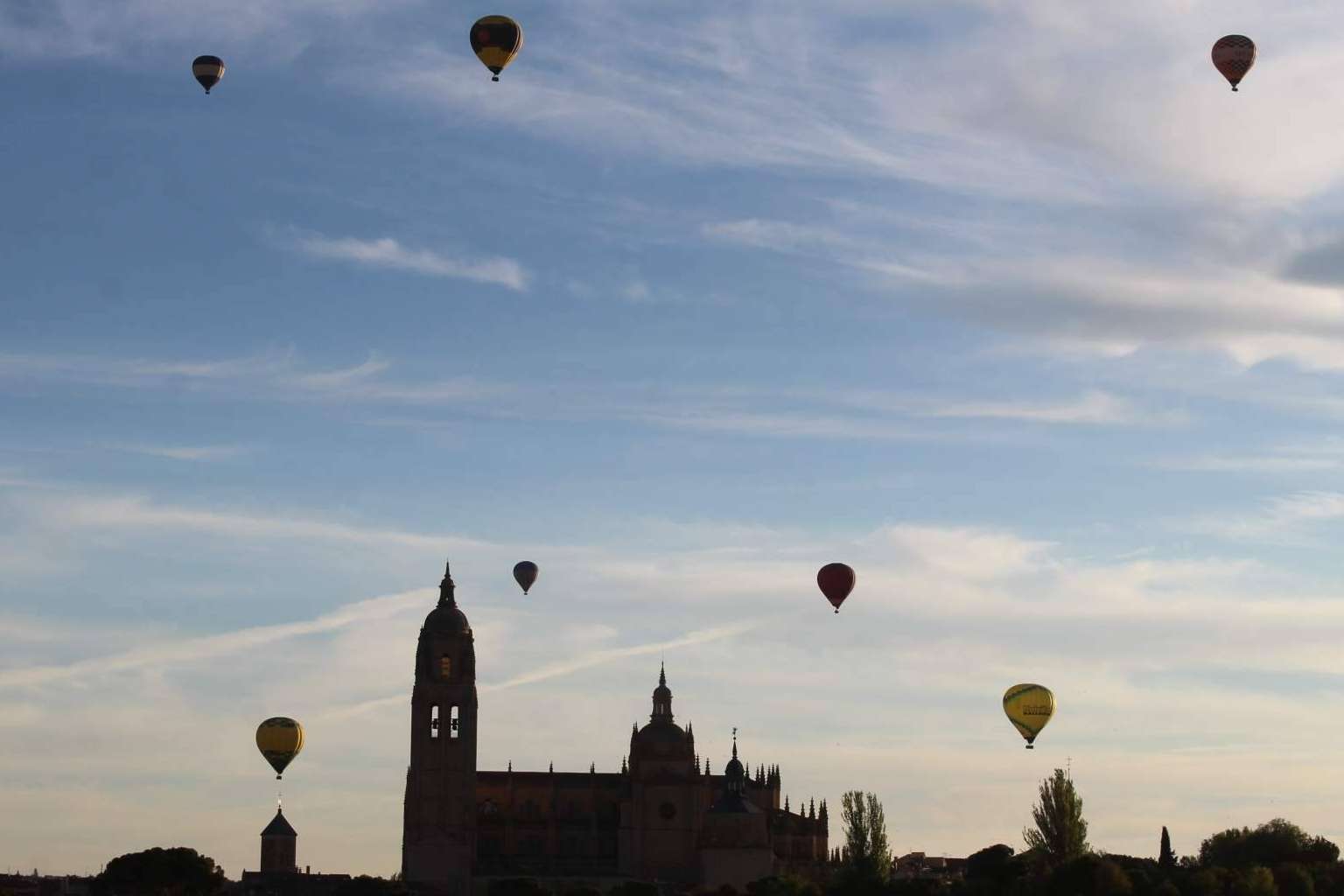 La experiencia de disfrutar de un viaje en globo aerostático con EoloFLY
