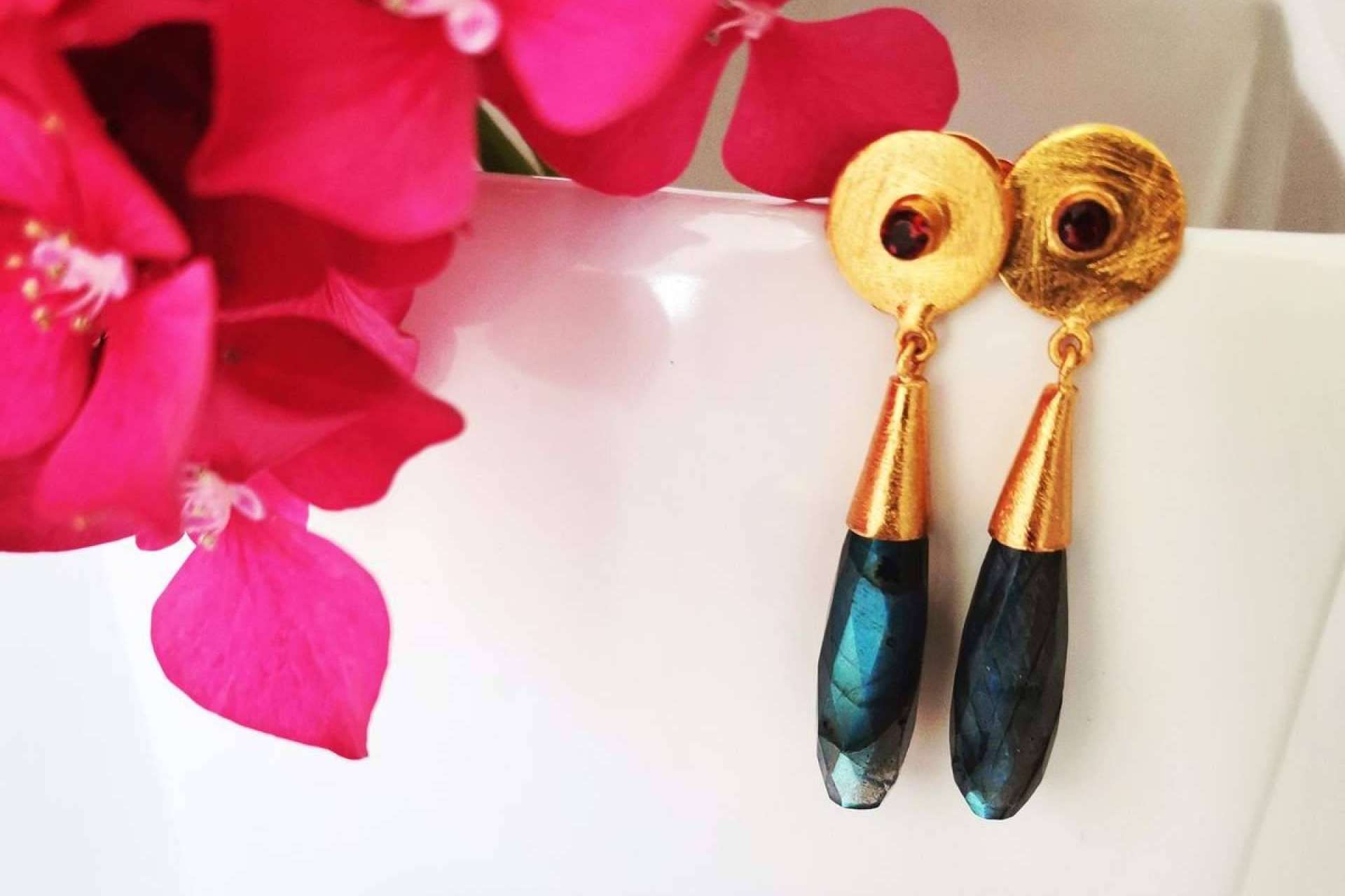 Joyas artesanales como complemento perfecto para las cenas de Navidad, de la mano de Isabel Lamadrid