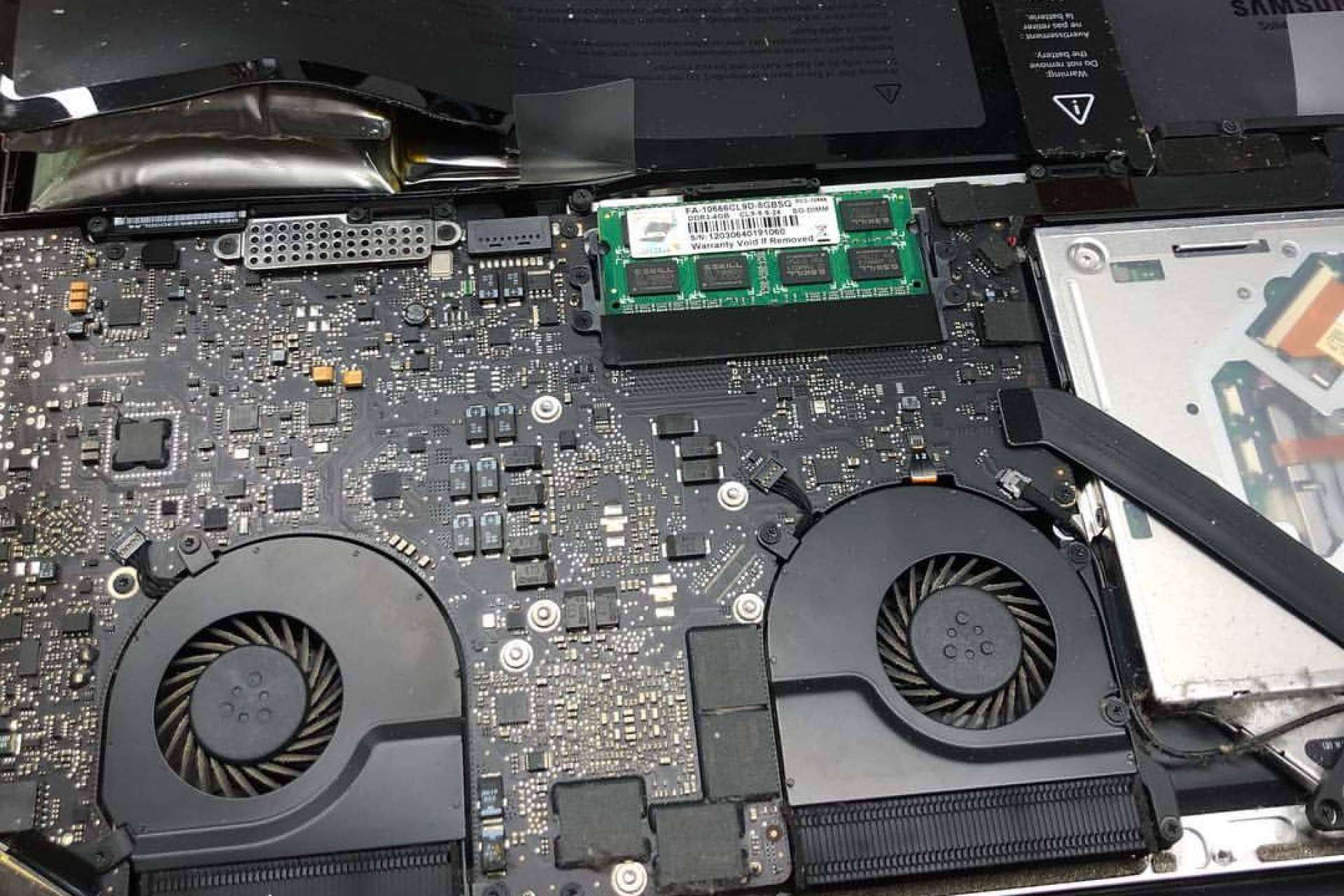 iRepairs, expertos en la reparación de iMac y de otros dispositivos de la marca Apple en Barcelona