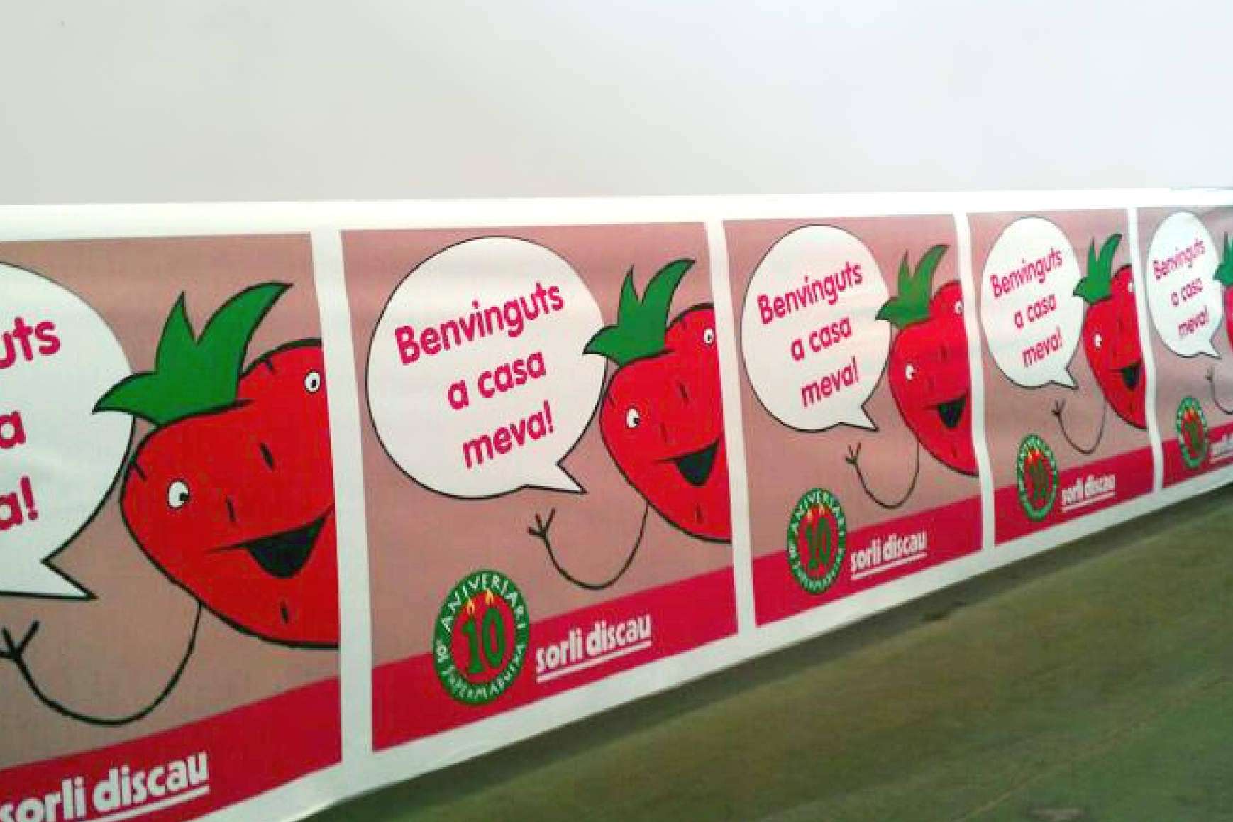 Las pancartas y cubrevallas publicitarias personalizadas para eventos de Oxydo