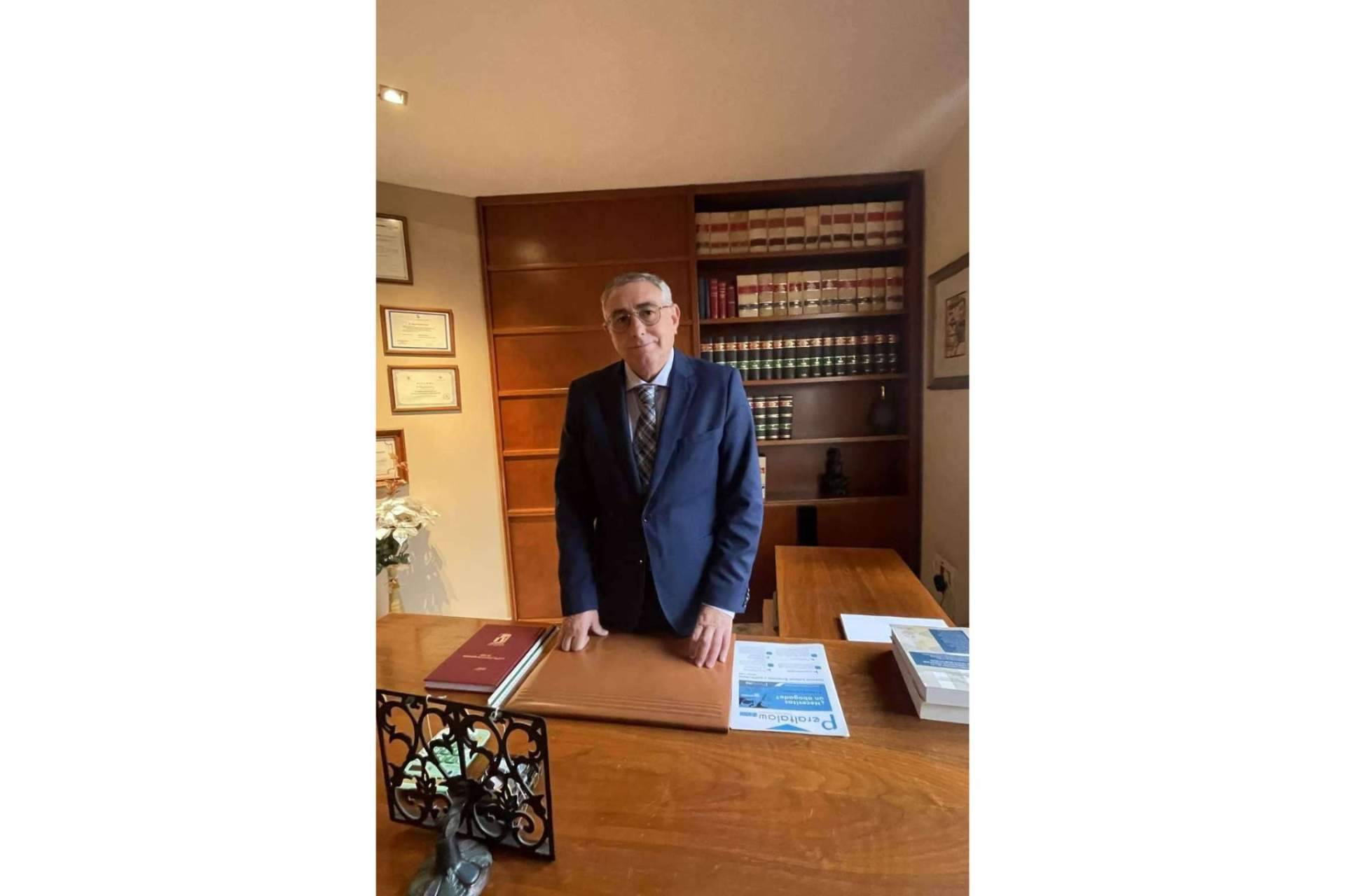Peraltalaw Abogados abre nueva sede en las Torres KIO en Madrid