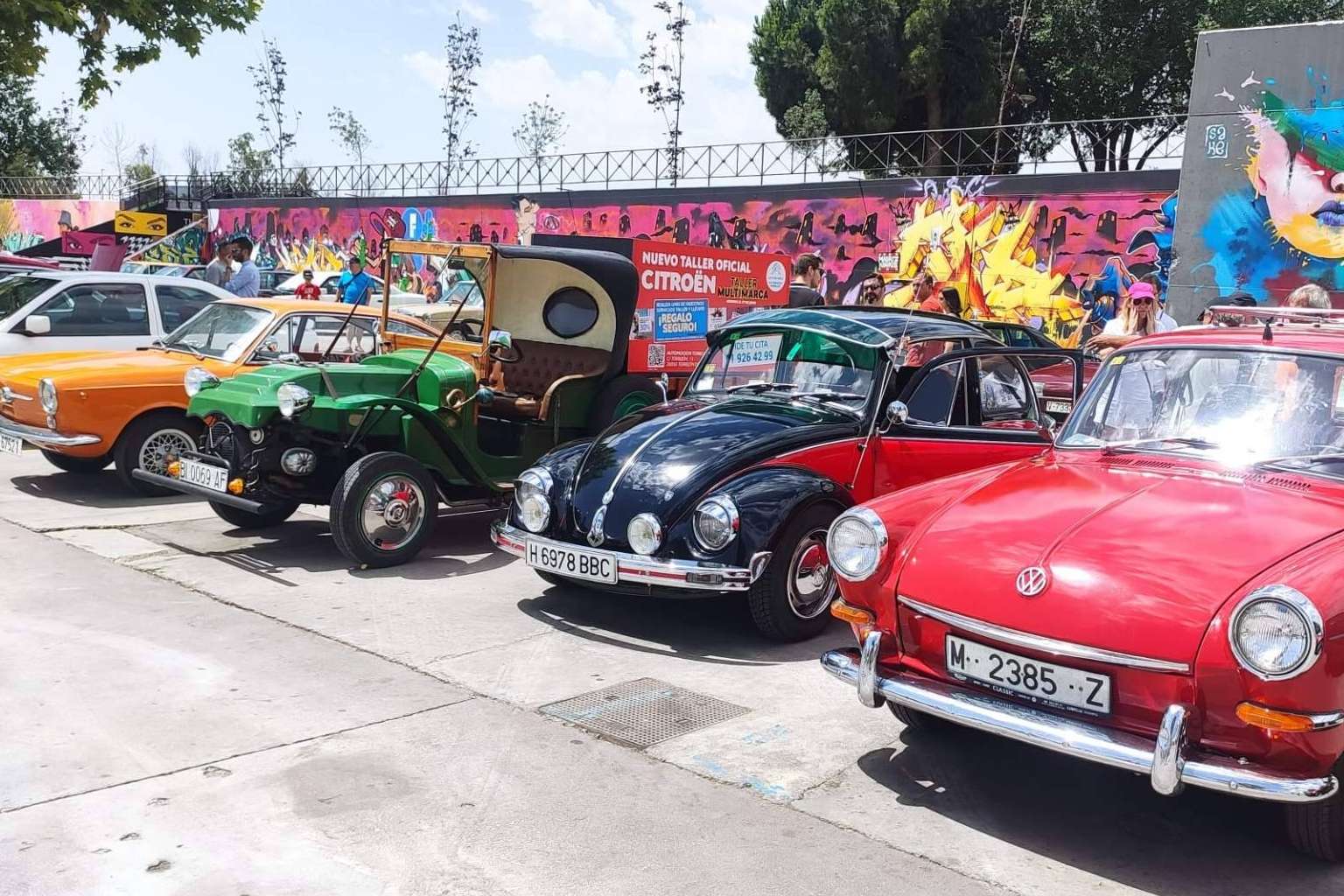 Rapid Motos y Club Cochezillos impulsan la reunión de vehículos clásicos en Torrejón de Ardoz, Madrid