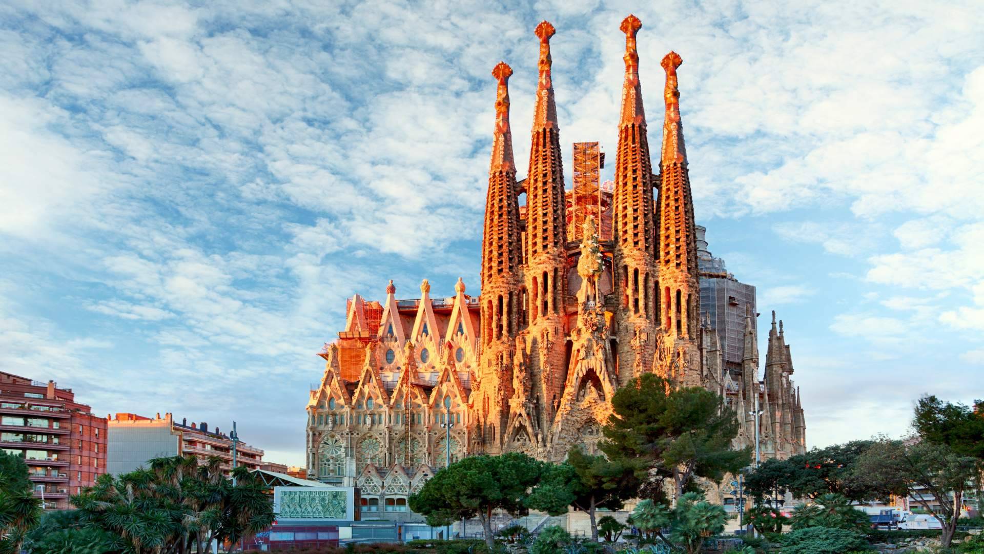 Conocer el éxito de La Casa Agency ubicada en el Clot, Barcelona