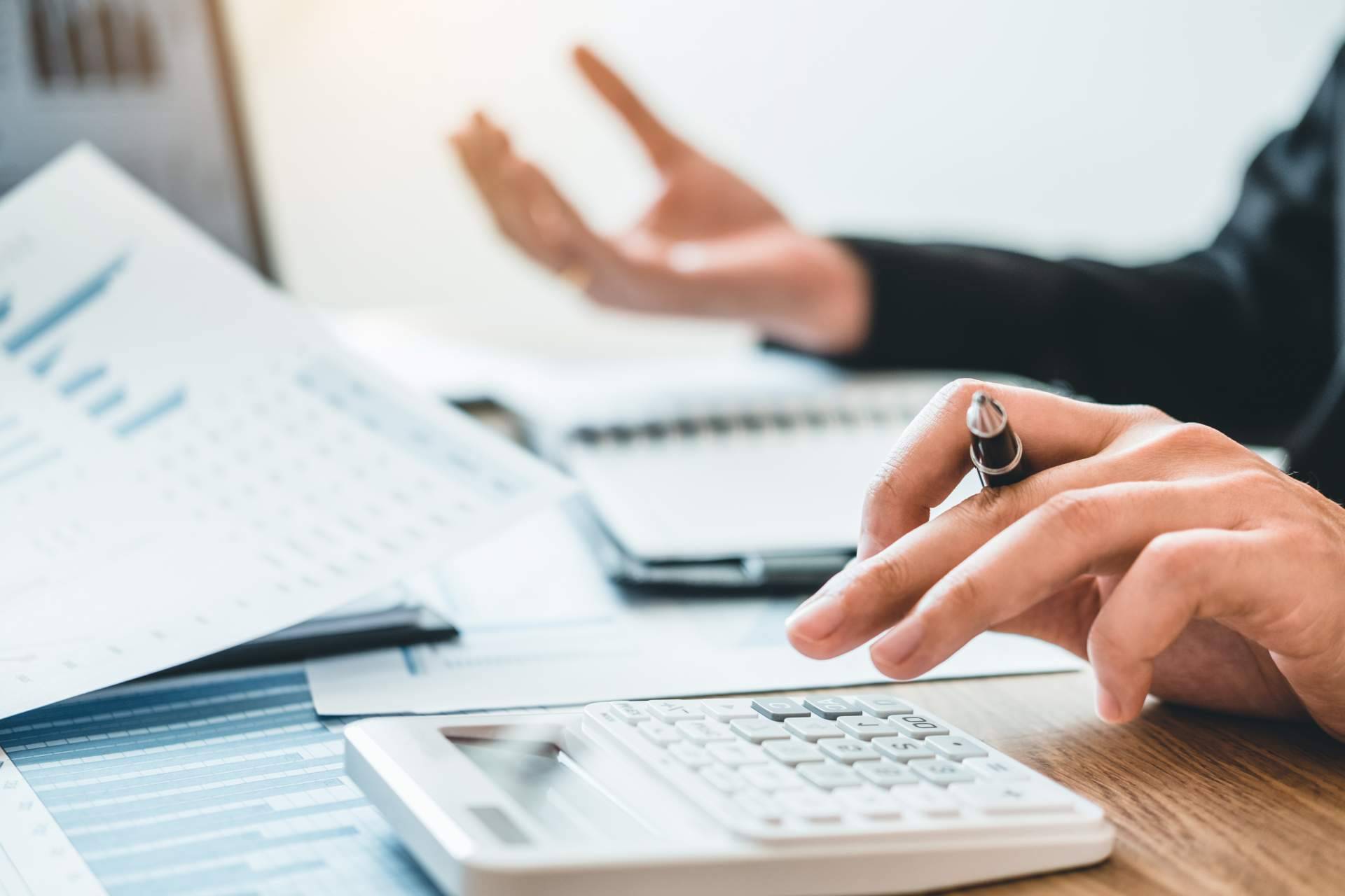 Marosa explica los límites de deducción del IVA español