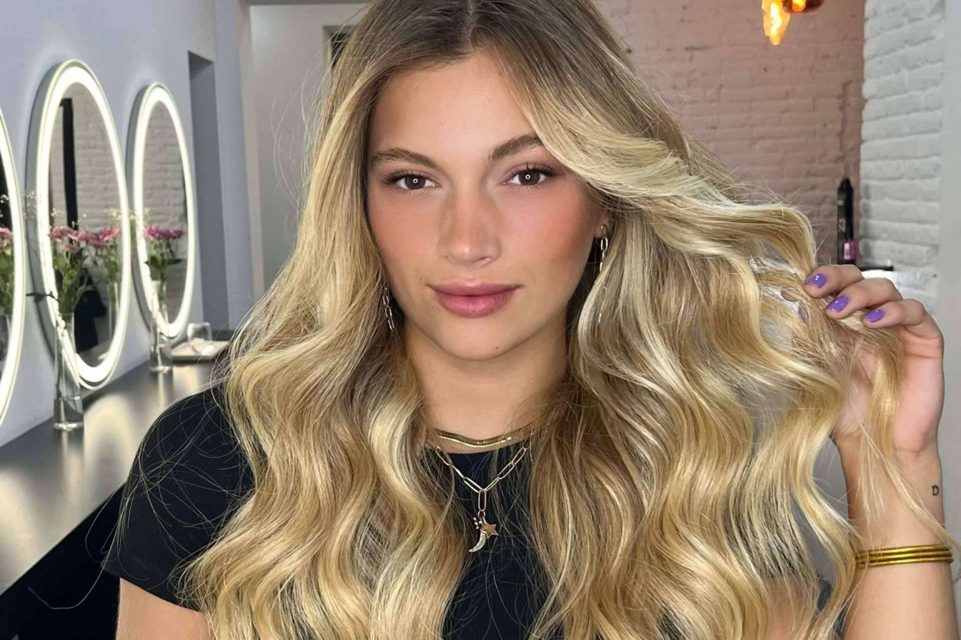 Estilistas profesionales y un gran local en Barcelona, las características de BRA Beauty Concept, un salón de belleza especializado en color