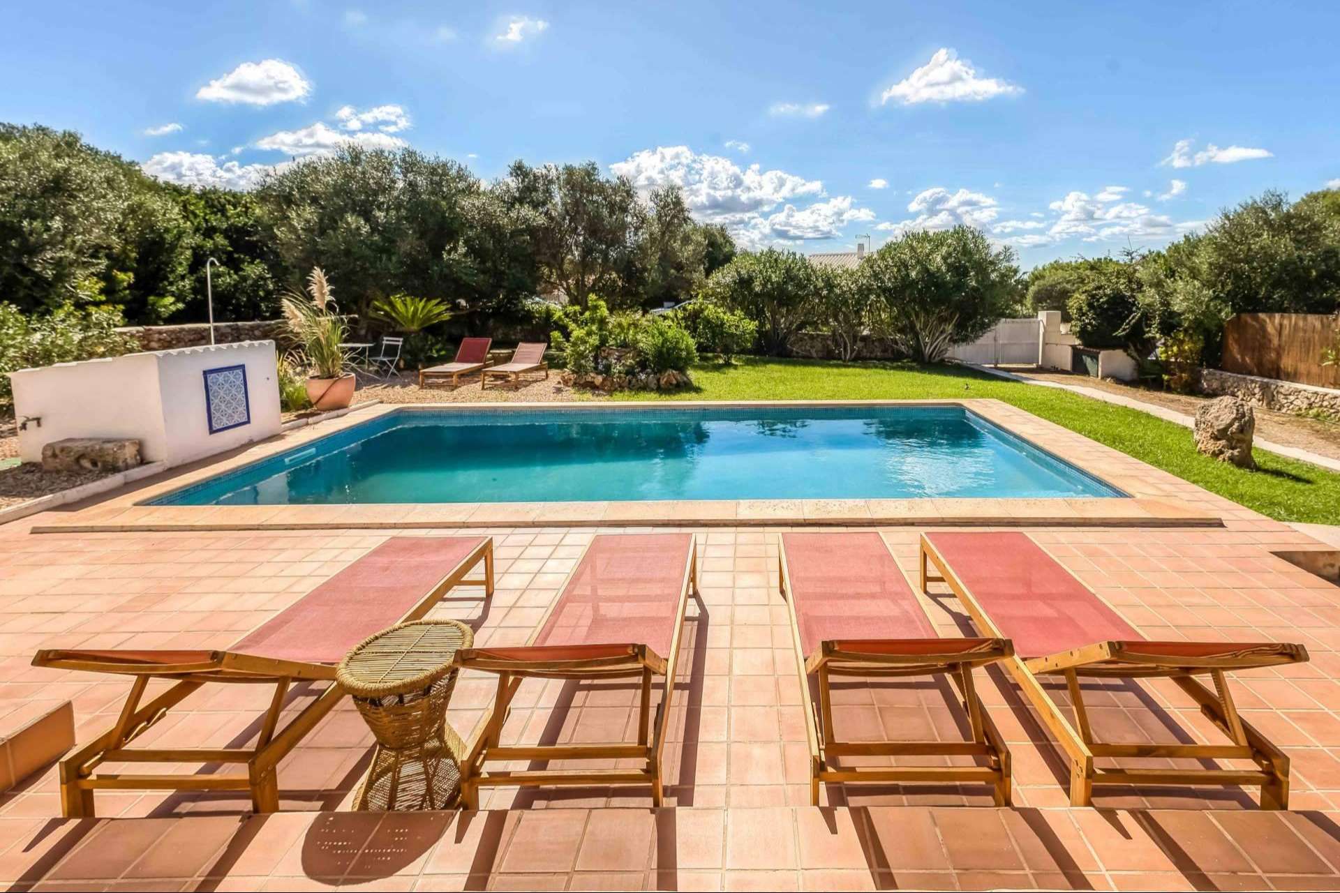 Home Menorca es una agencia inmobiliaria de confianza situada en Menorca
