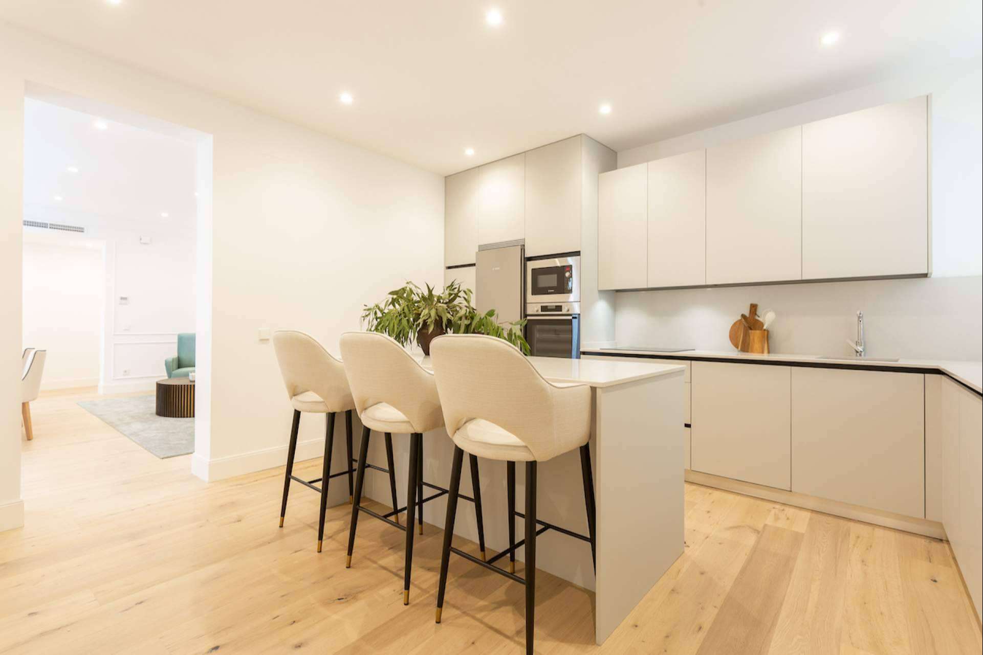 Cuáles son las ventajas de utilizar una agencia inmobiliaria para vender o alquilar una propiedad en Madrid Prime