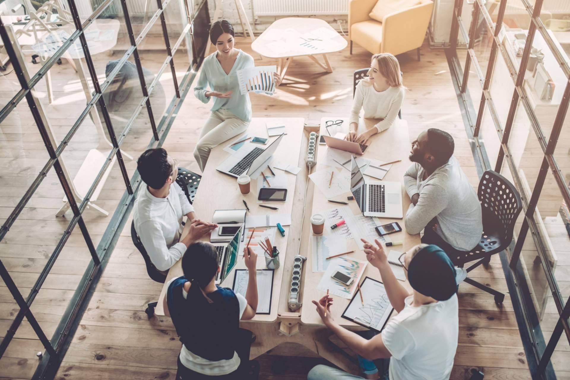 ¿Cómo se gestiona la reputación online de una empresa?