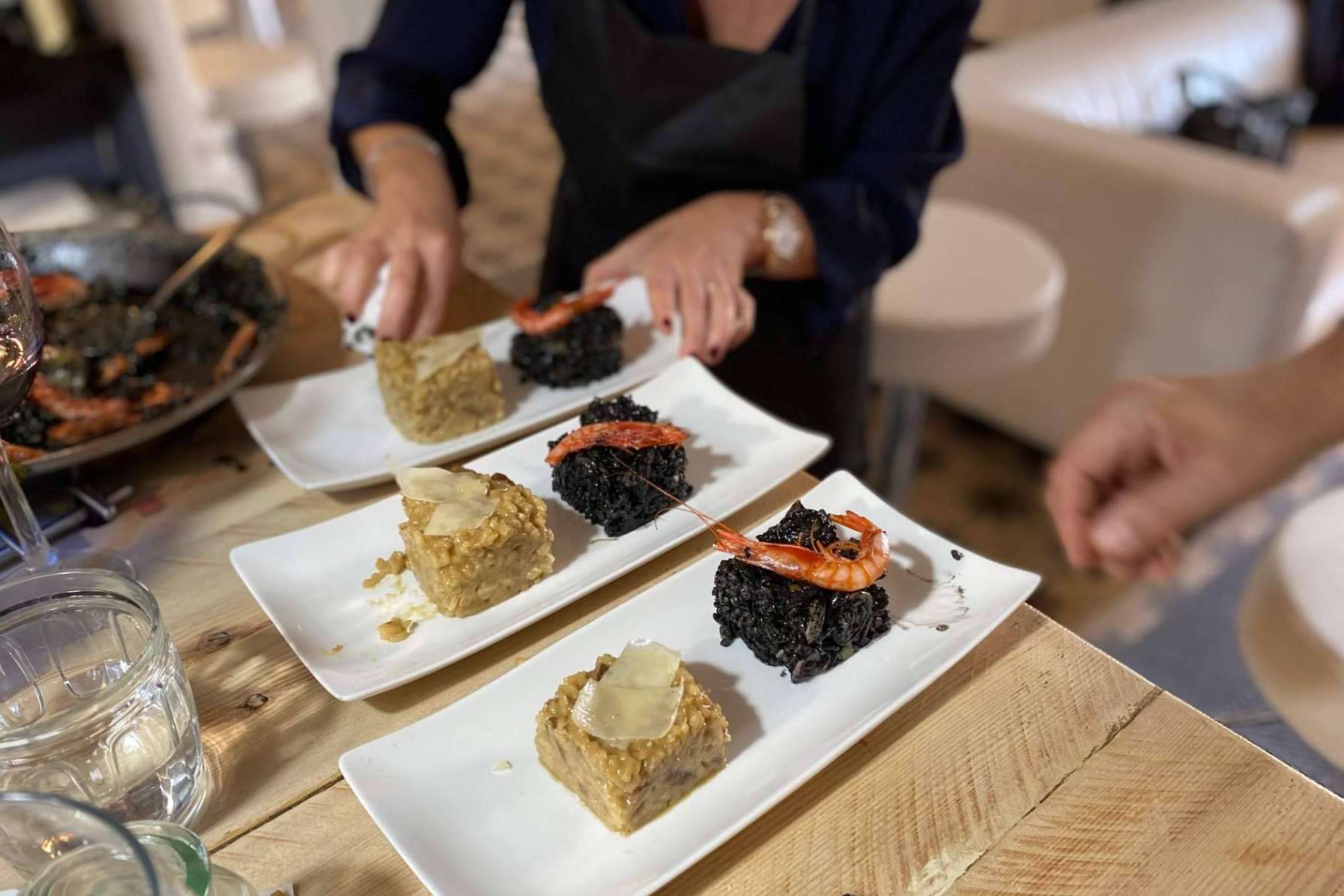 Just Royal BCN brinda talleres de cocina para grupos privados