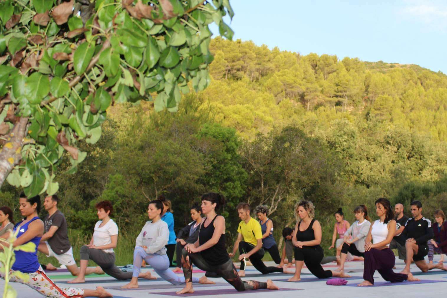 La Escuela Mahashakti  y sus retiros intensivos de yoga