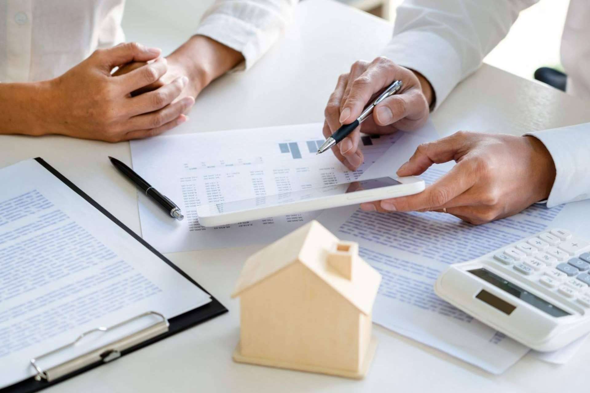 Kensington Finest Properties y su equipo de expertos asesores inmobiliarios en Madrid