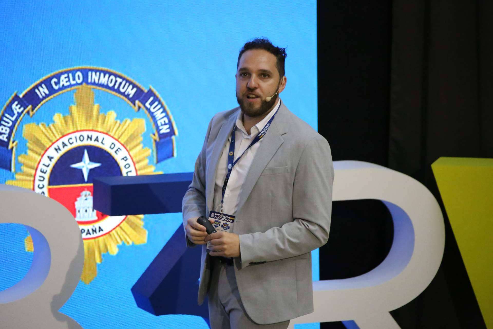El experto mundial en ciberinteligencia contra la desinformación, Mikel Rufián, como ponente destacado en C1b3rwall 2023