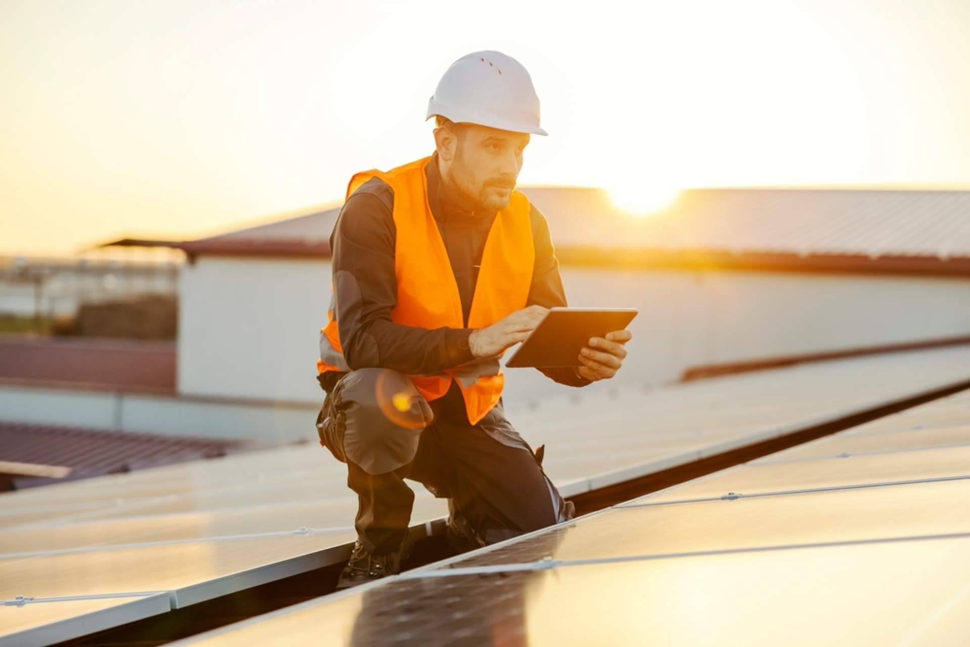 Financiación de proyectos fotovoltaicos, con la empresa Inver Finex